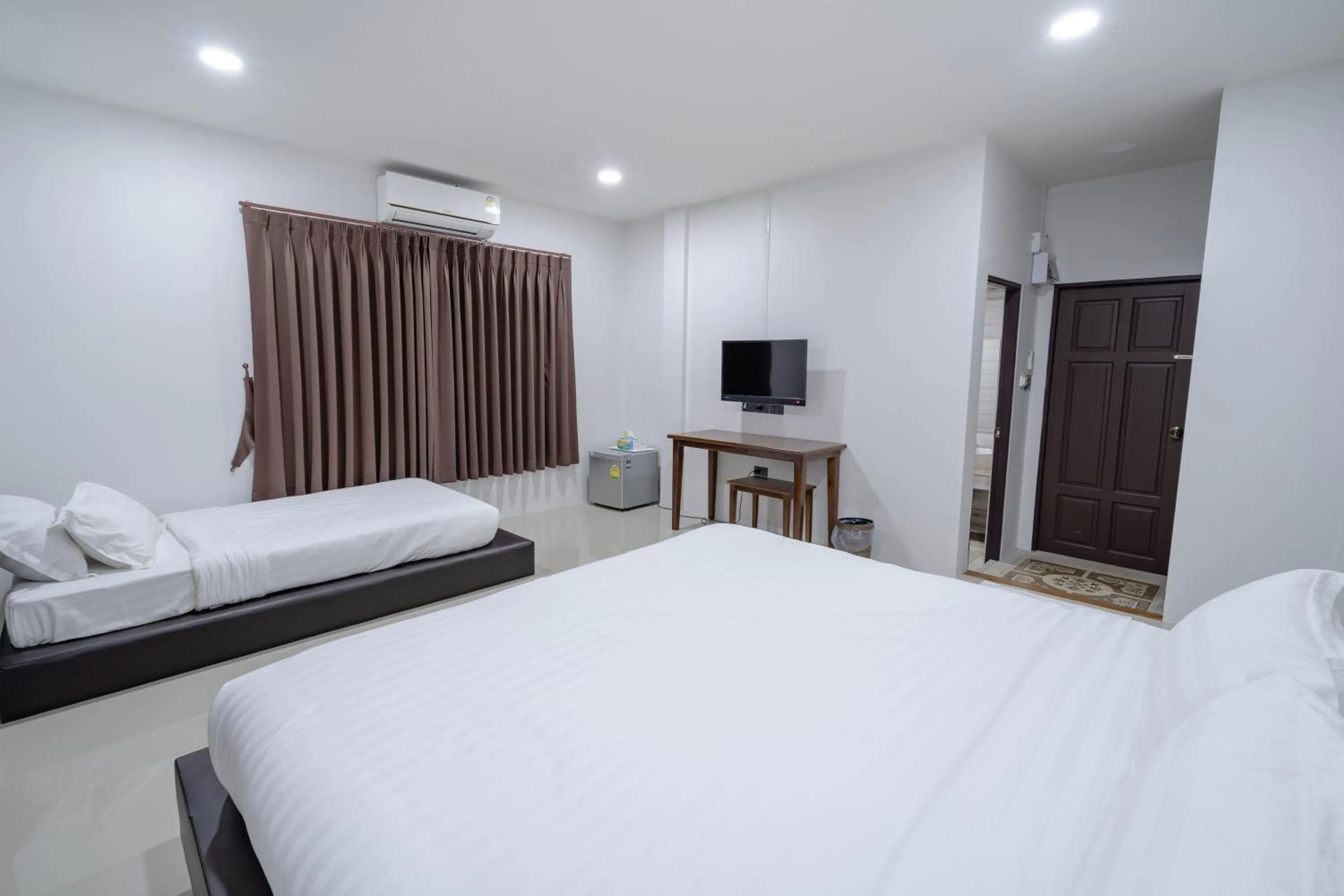 Bed in Myrrh Hotel Chanthaburi