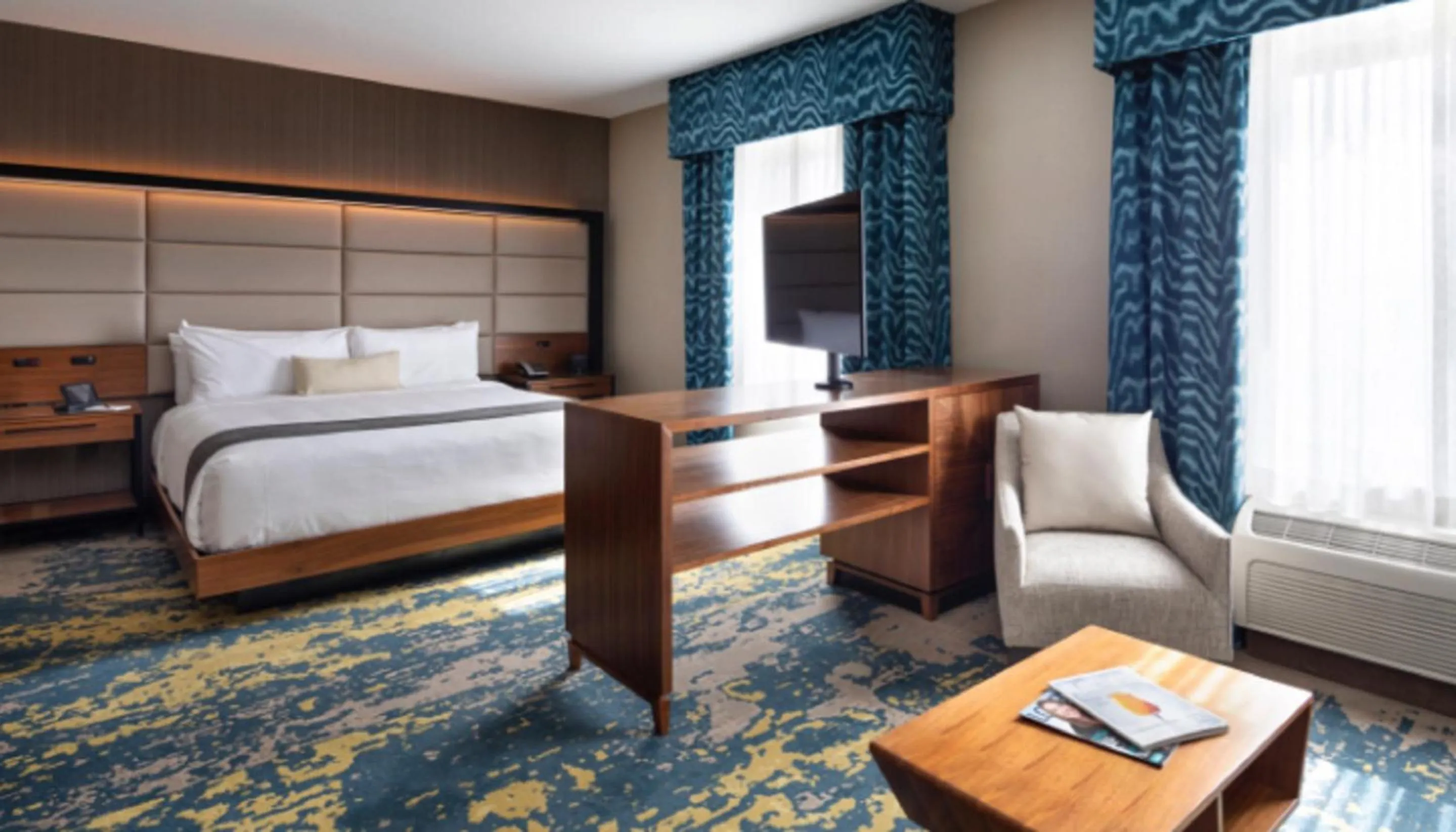 Bed in Bear Springs Hotel