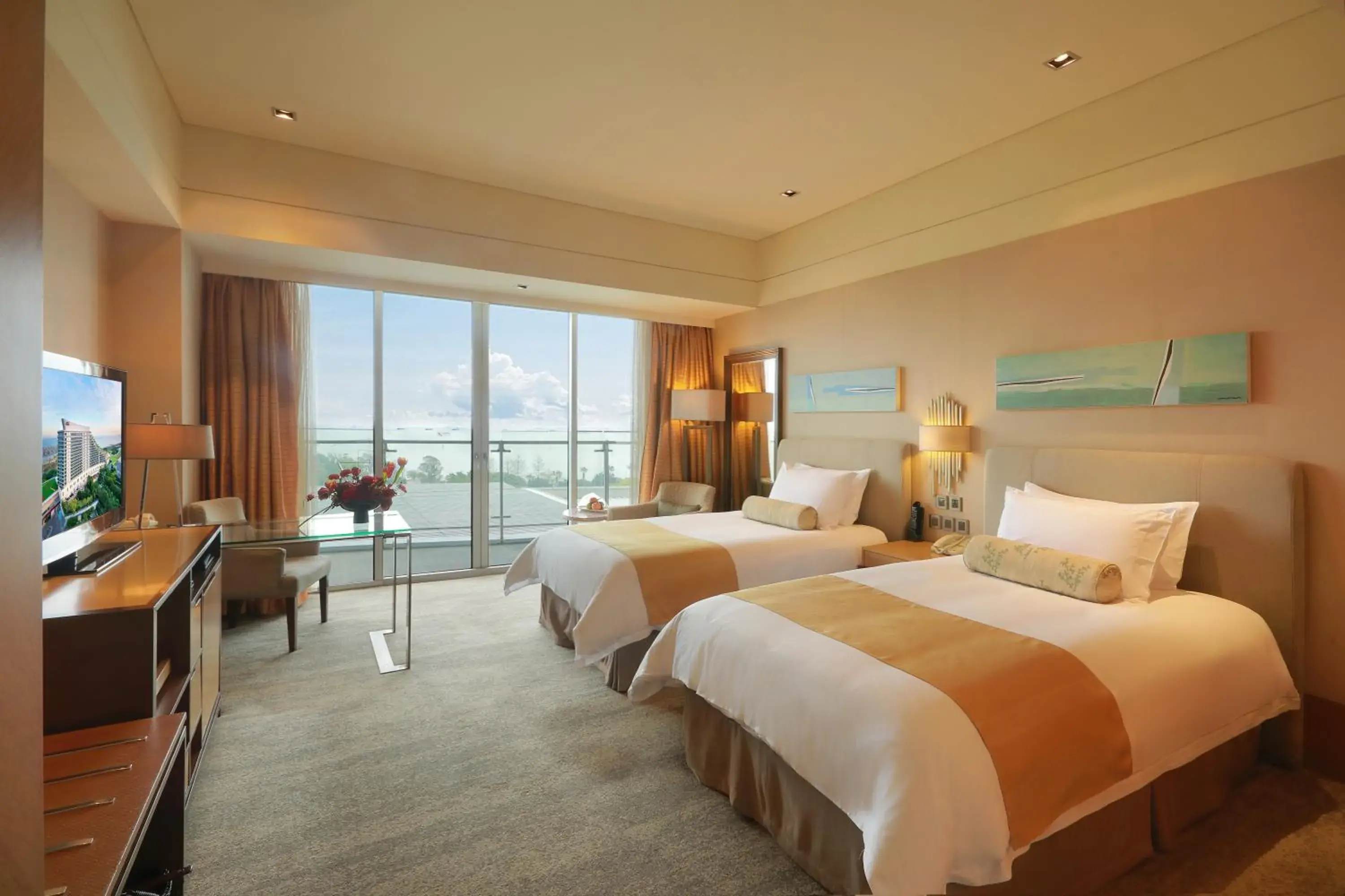 Superior Seaview Twin Room in Xiamen International Conference Center Hotel Prime Seaview Hotel Superior Seaview Twin Room in Xiamen International Conference Center Hotel Prime Seaview Hotel
