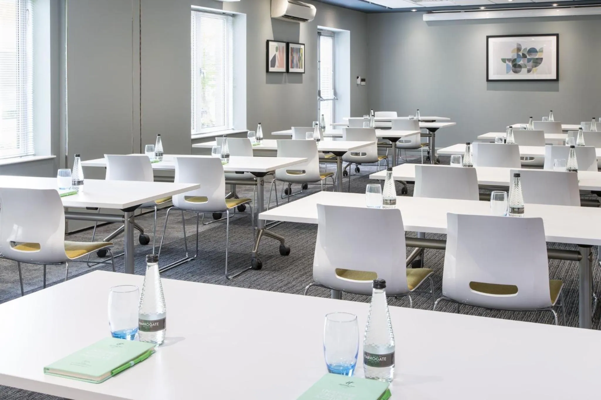 Meeting/conference room in Holiday Inn Oxford by IHG