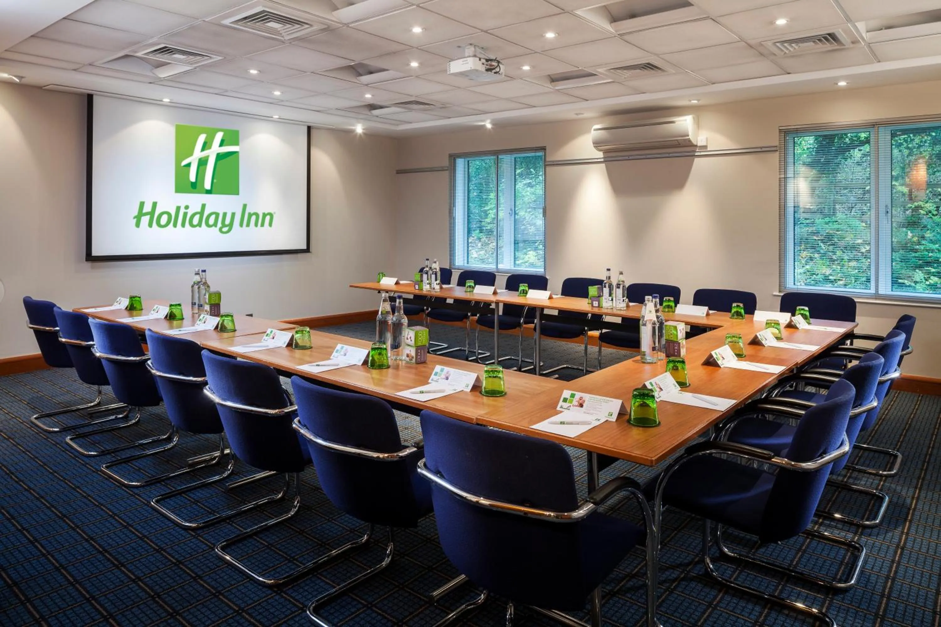 Meeting/conference room in Holiday Inn Oxford by IHG