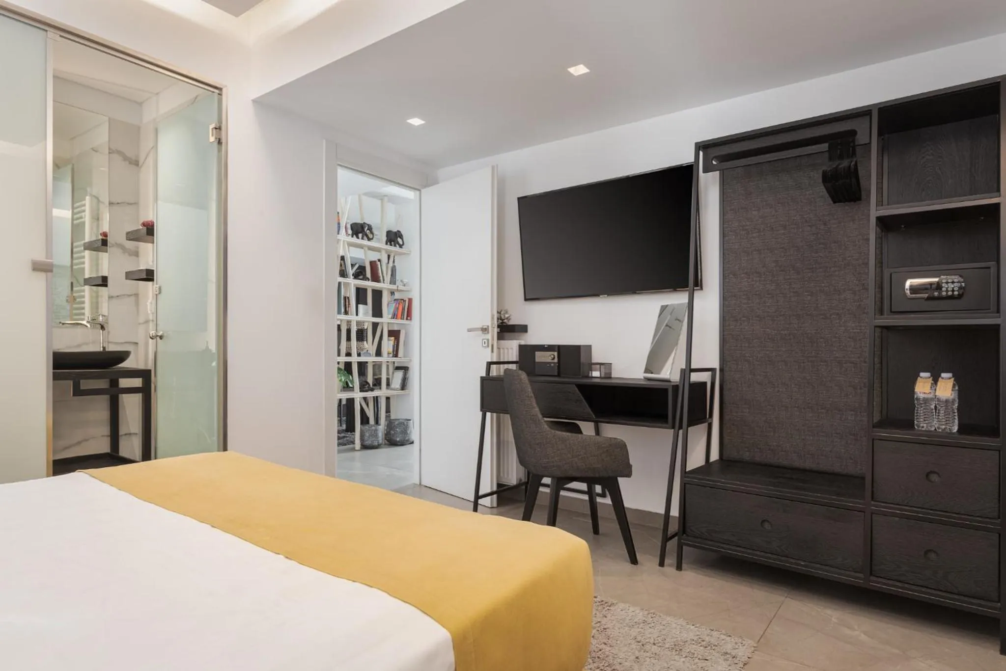 Bedroom, Bed in Acropolis Luxury Living