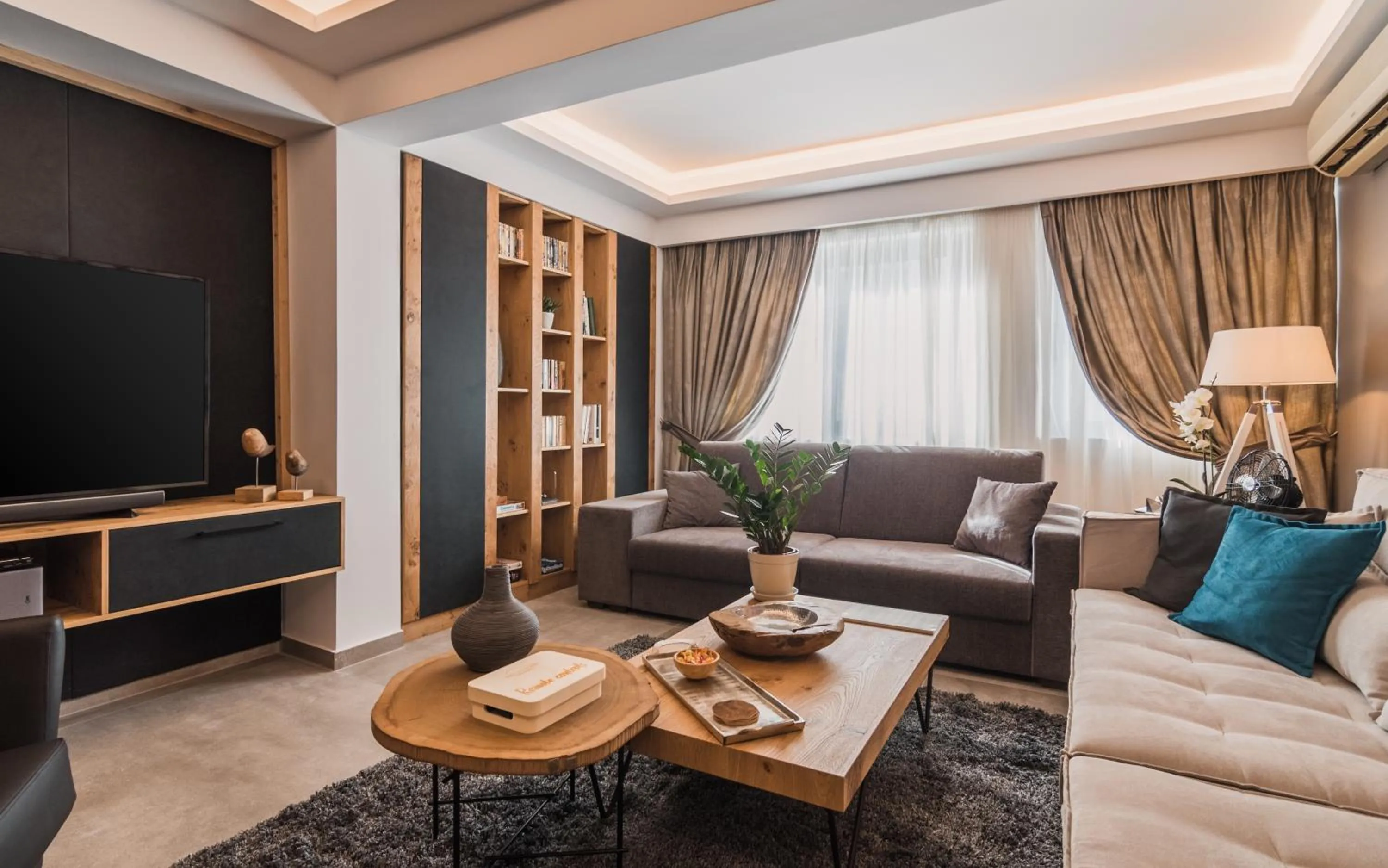 TV and multimedia in Acropolis Luxury Living