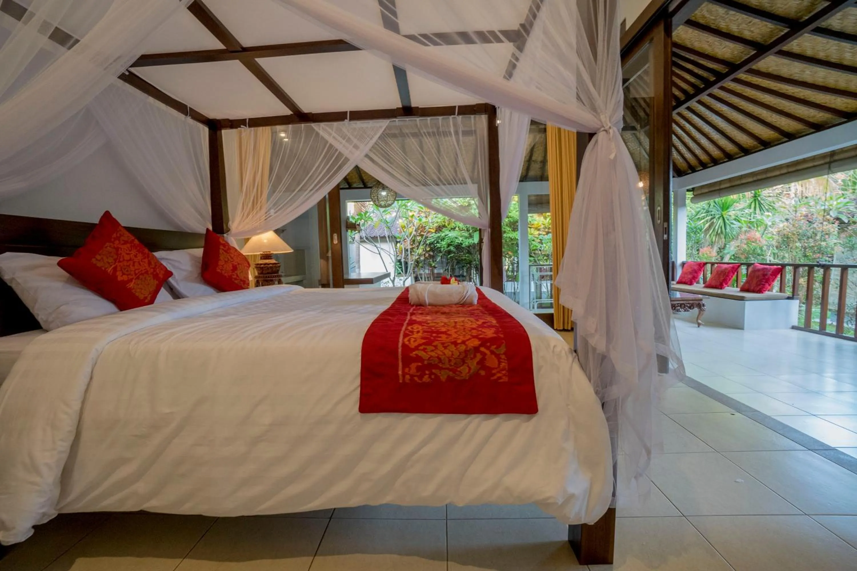 Balcony/Terrace, Bed in Manuaba Inn