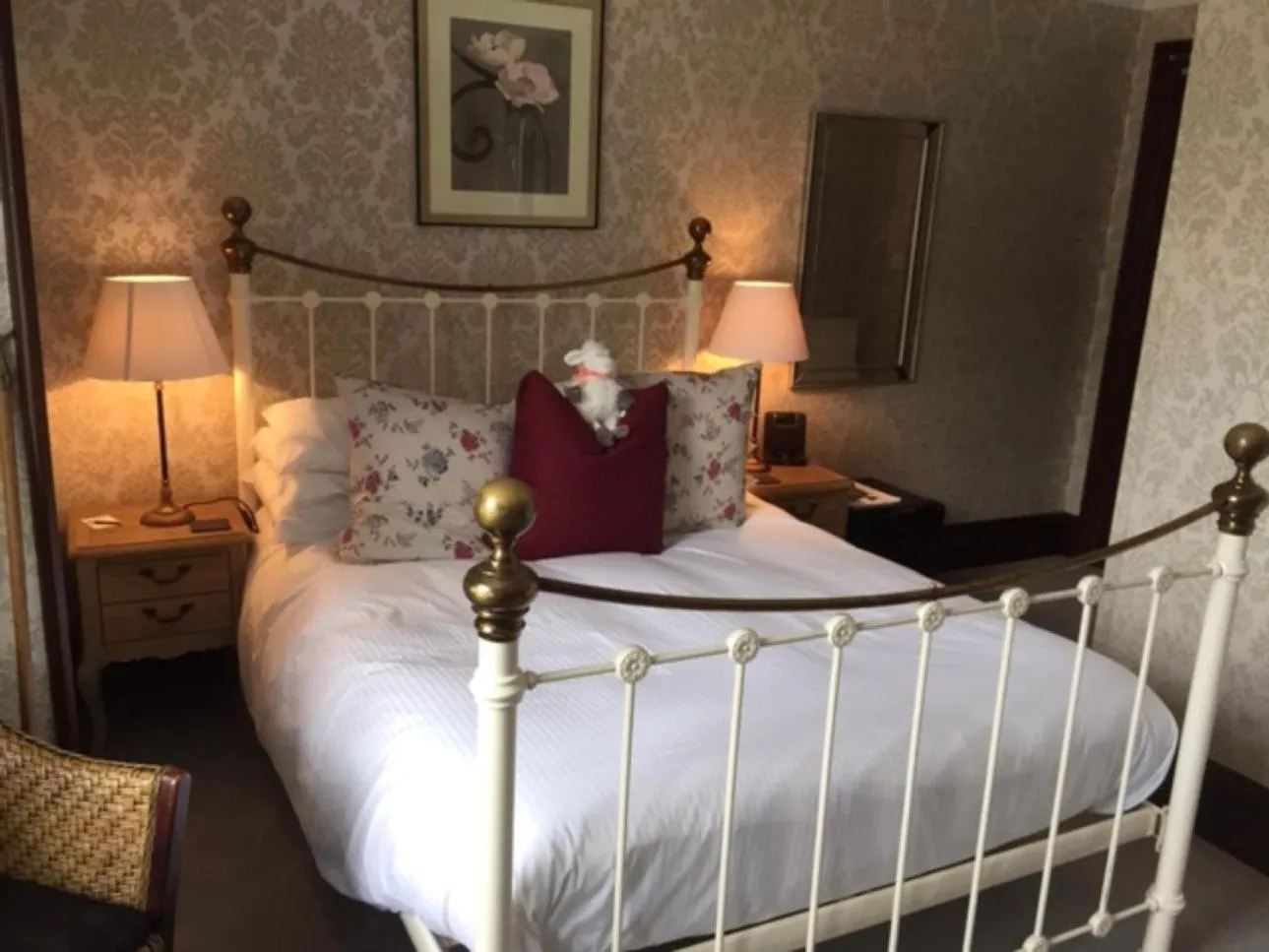 Bed in Glenville House - Adults Only - Incl FREE off-site health club with swimming pool, hot tub, sauna & steam room