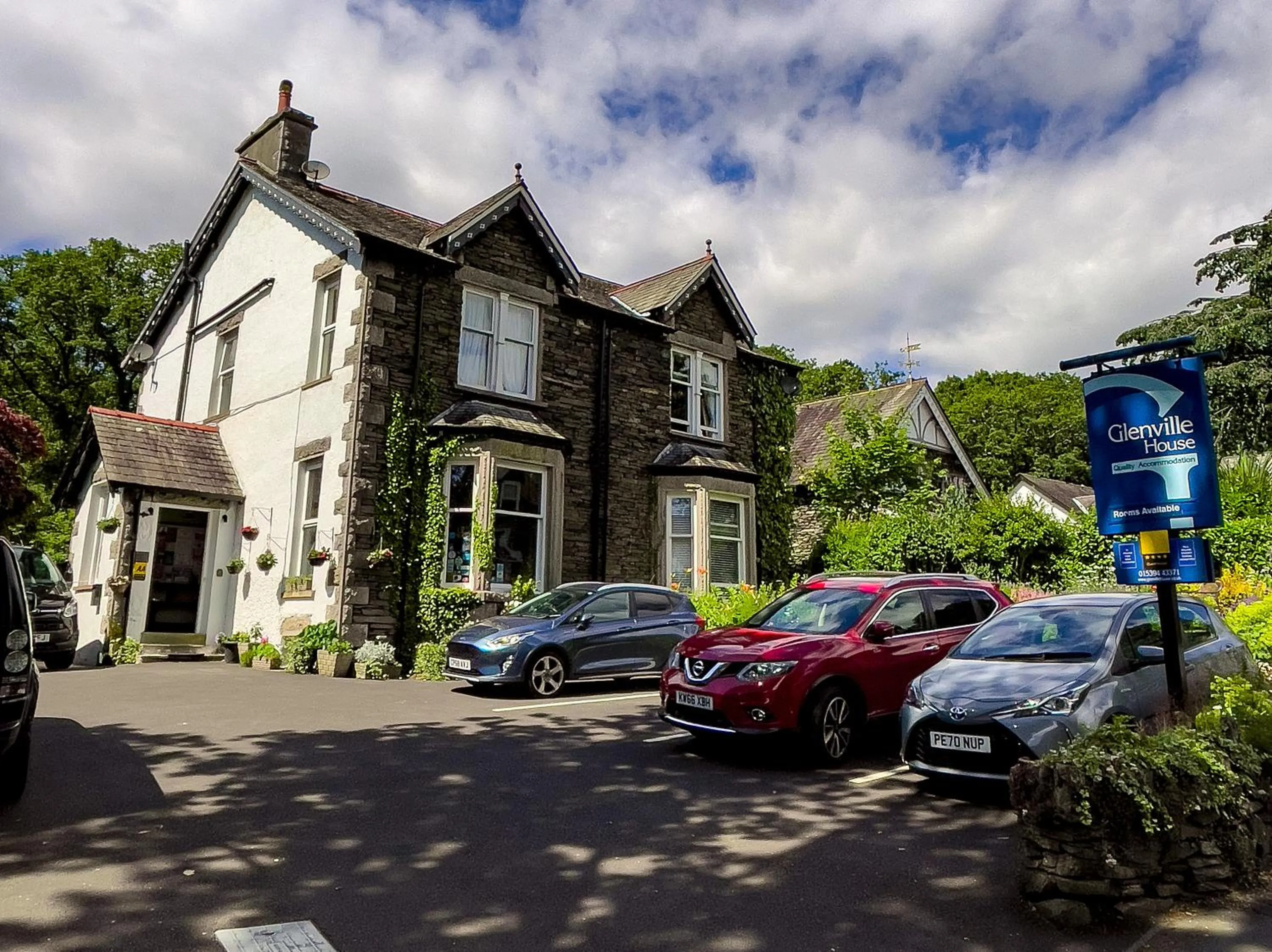 Glenville House - Adults Only - Incl FREE off-site health club with swimming pool, hot tub, sauna & steam room