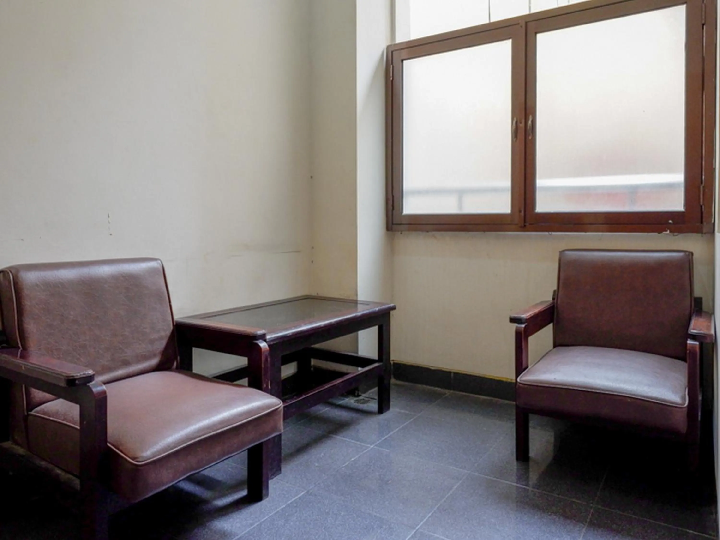 RedDoorz near Tugu Yogyakarta