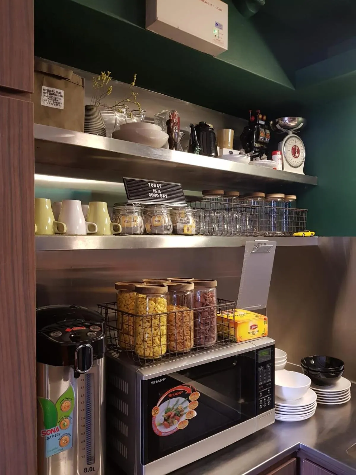 Coffee/tea facilities in Wink at Mosque Street