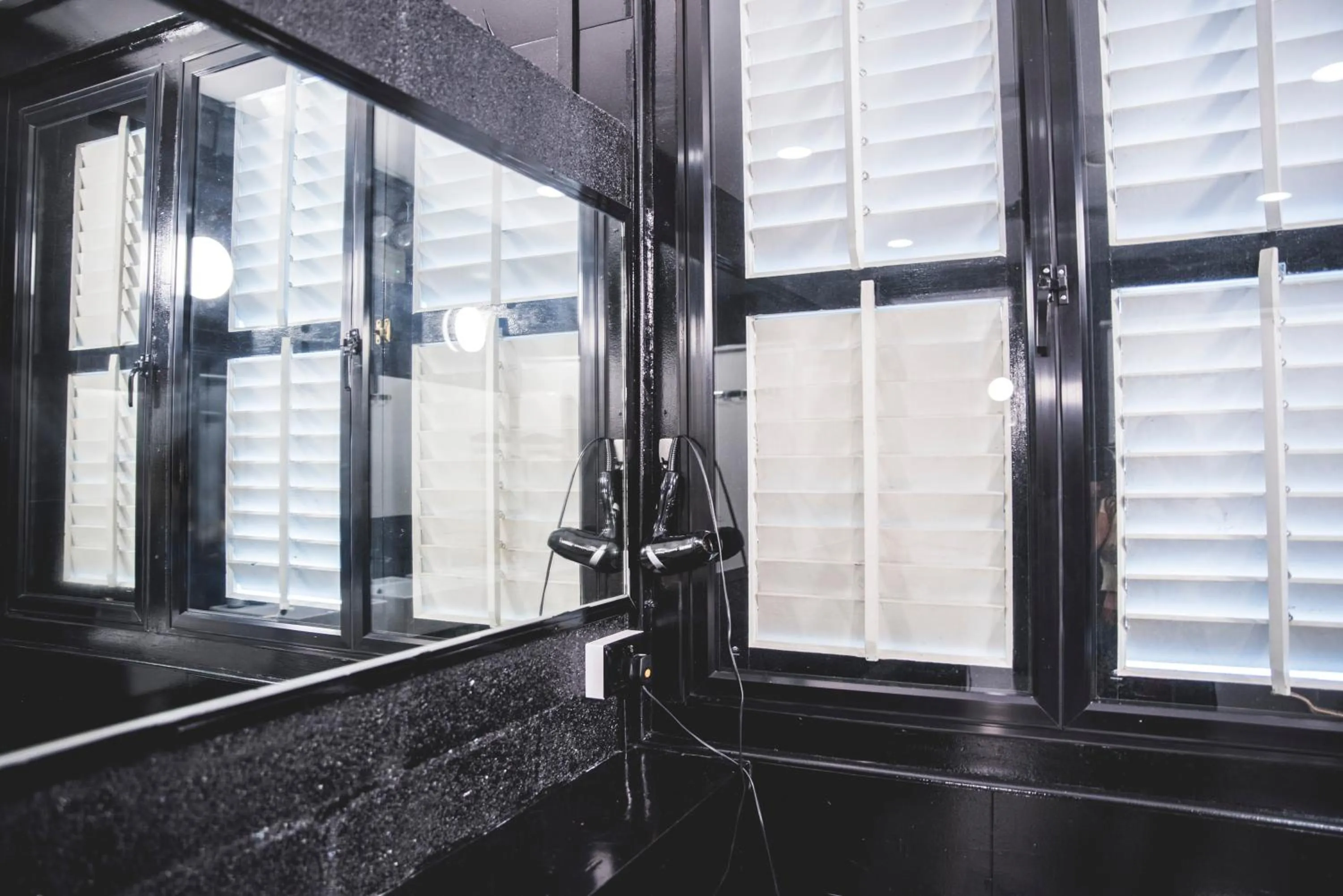 Bathroom in Wink at Mosque Street