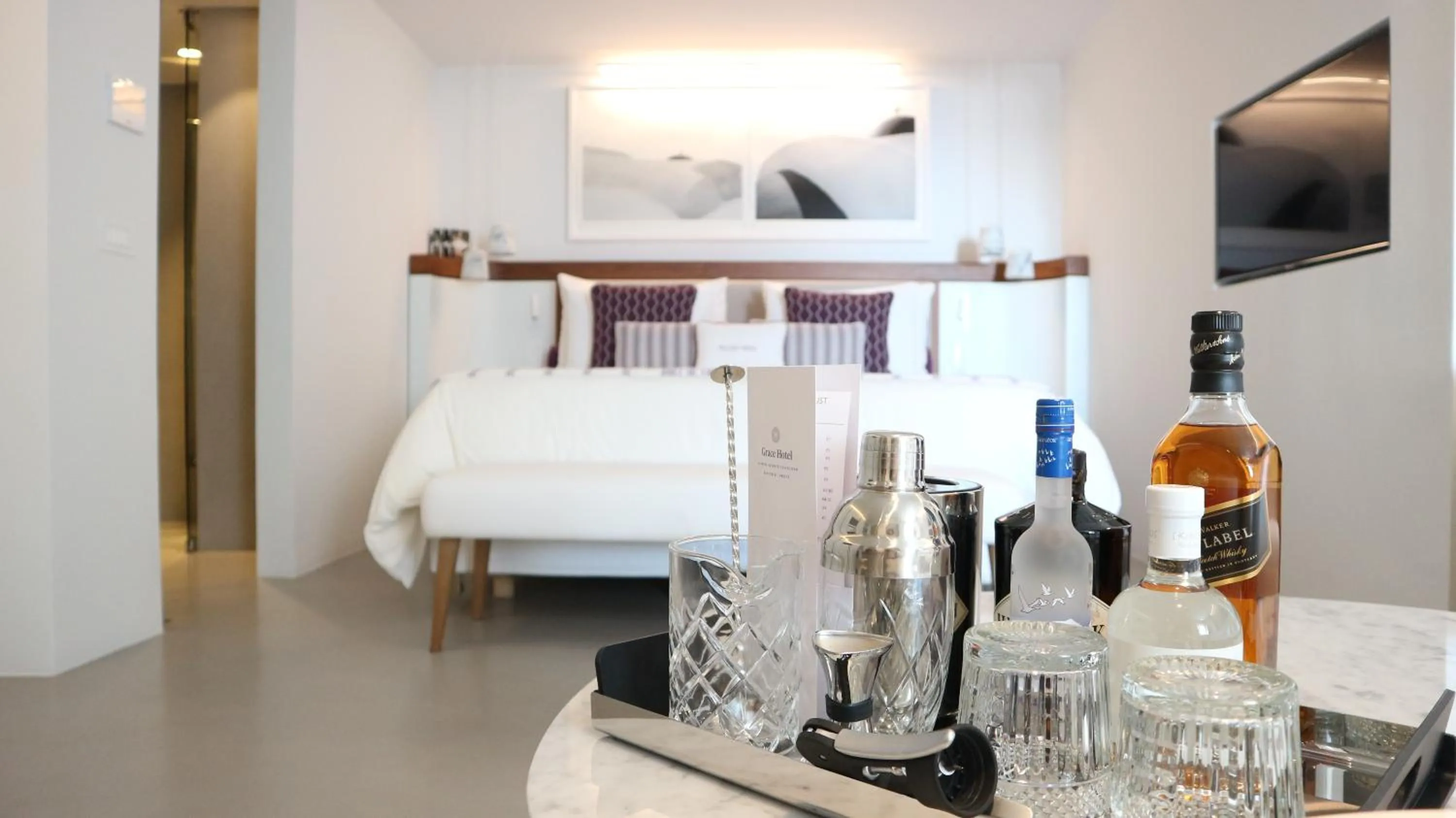 Junior Suite in Grace Hotel, Auberge Collection