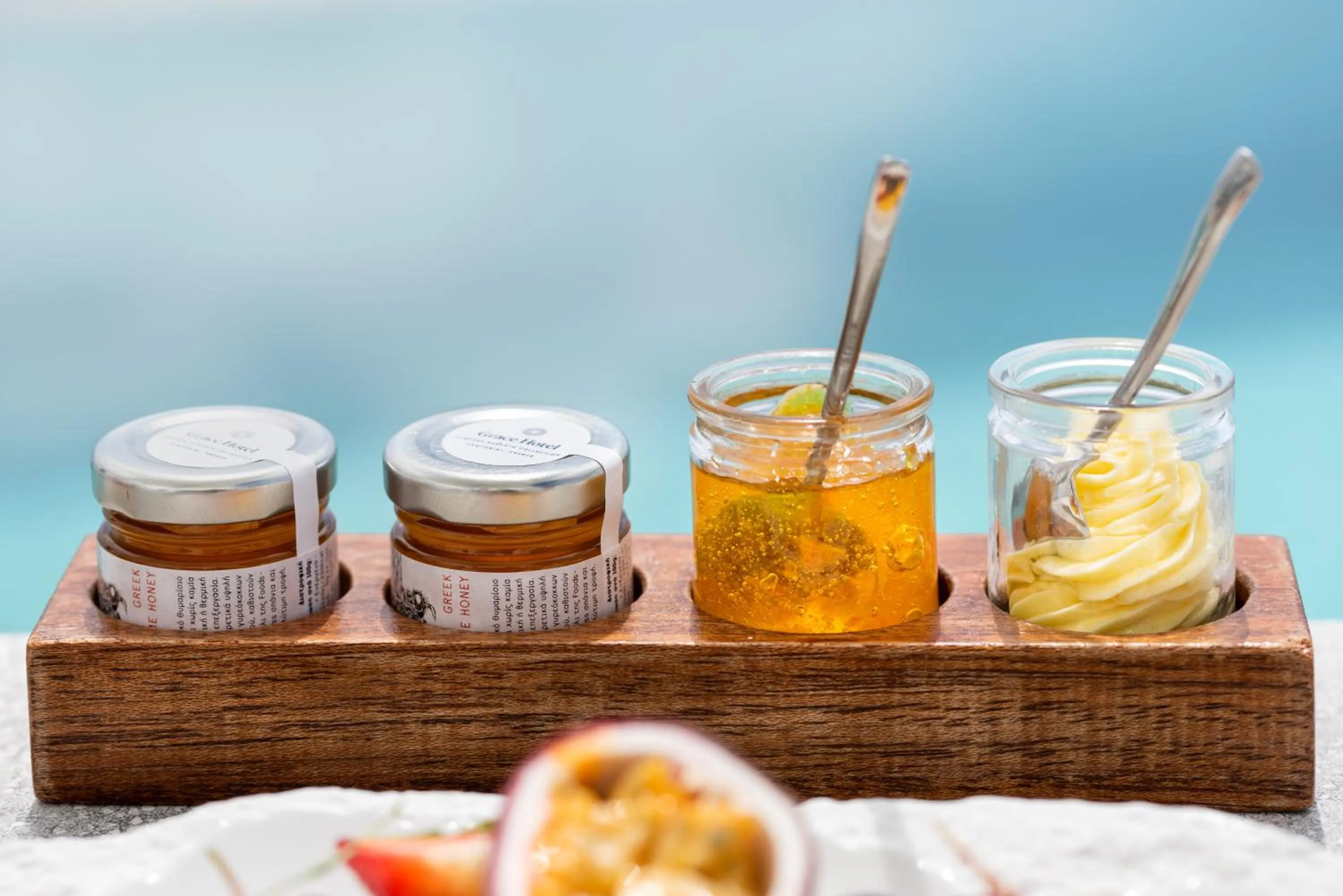 Food and drinks in Grace Hotel, Auberge Collection