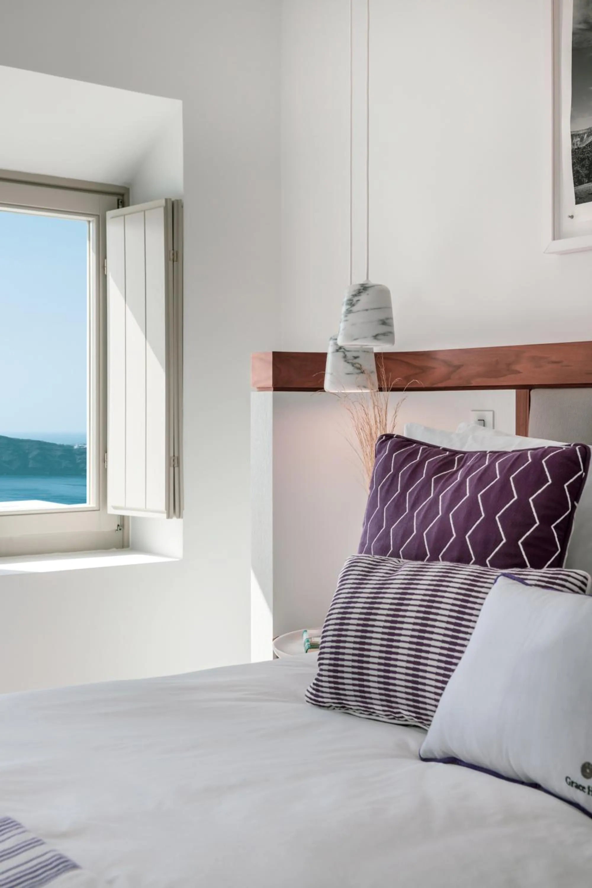 Bed in Grace Hotel, Auberge Collection