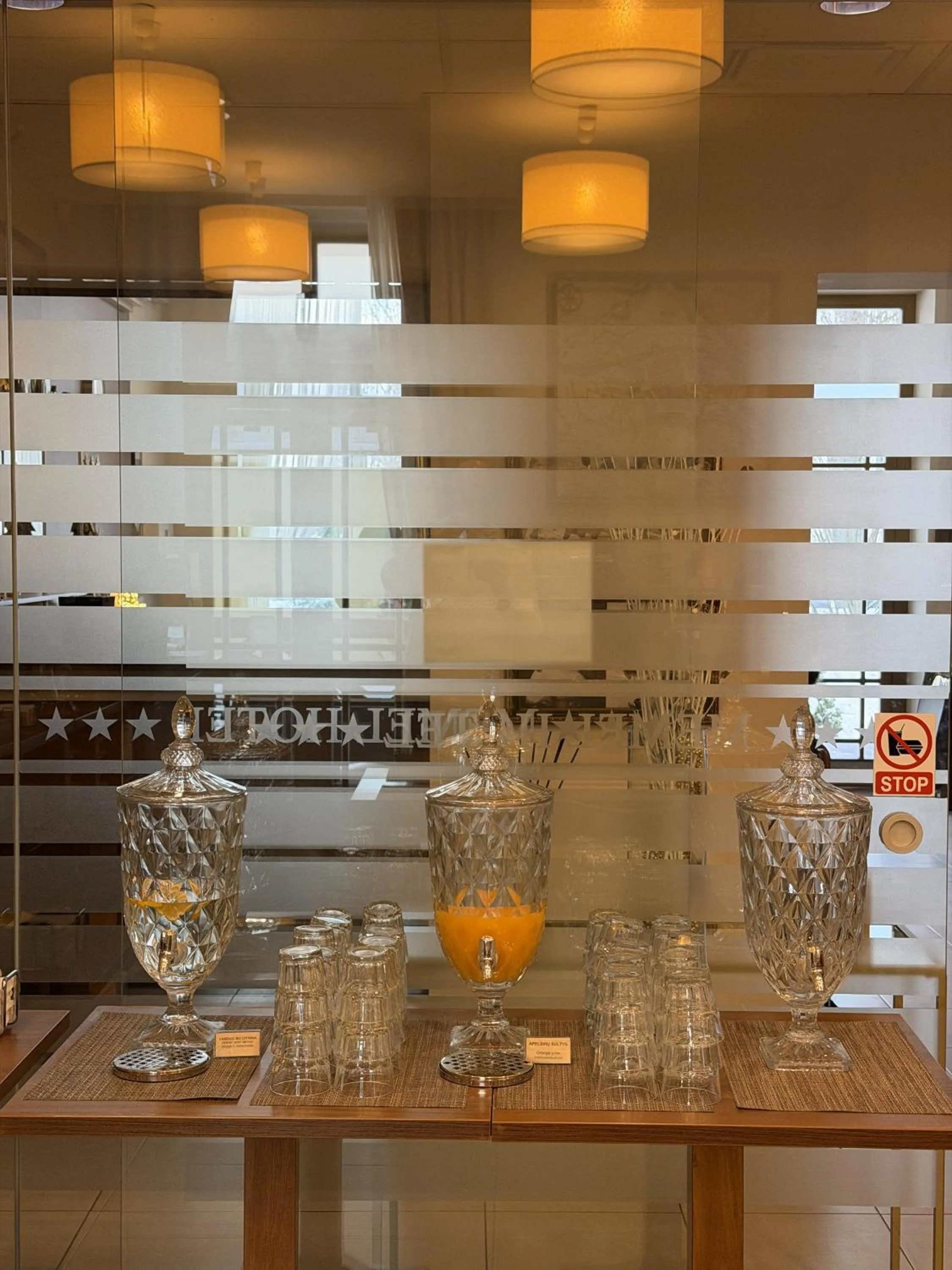 Restaurant/places to eat in Memel Hotel