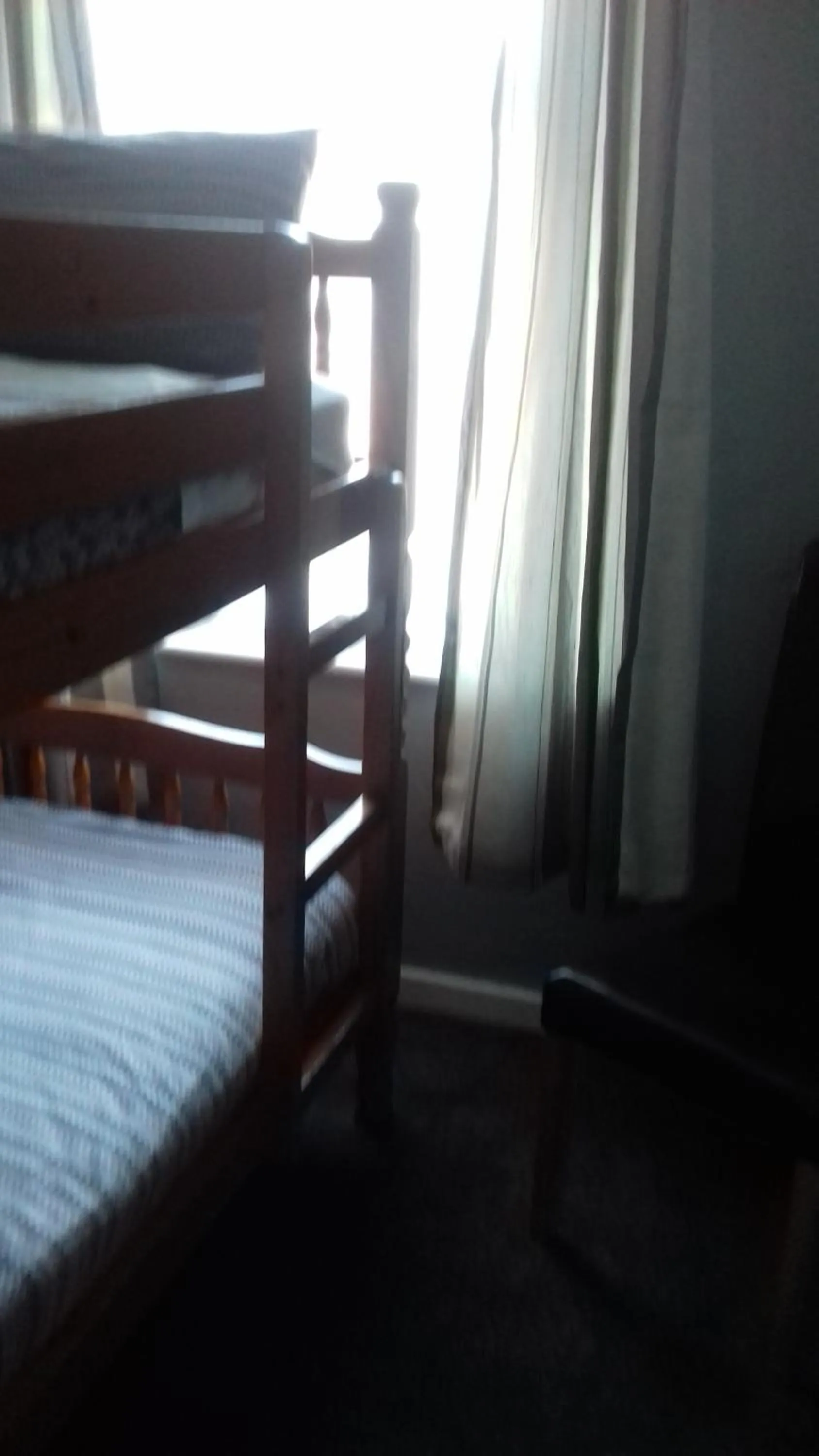 bunk bed in Elmfield