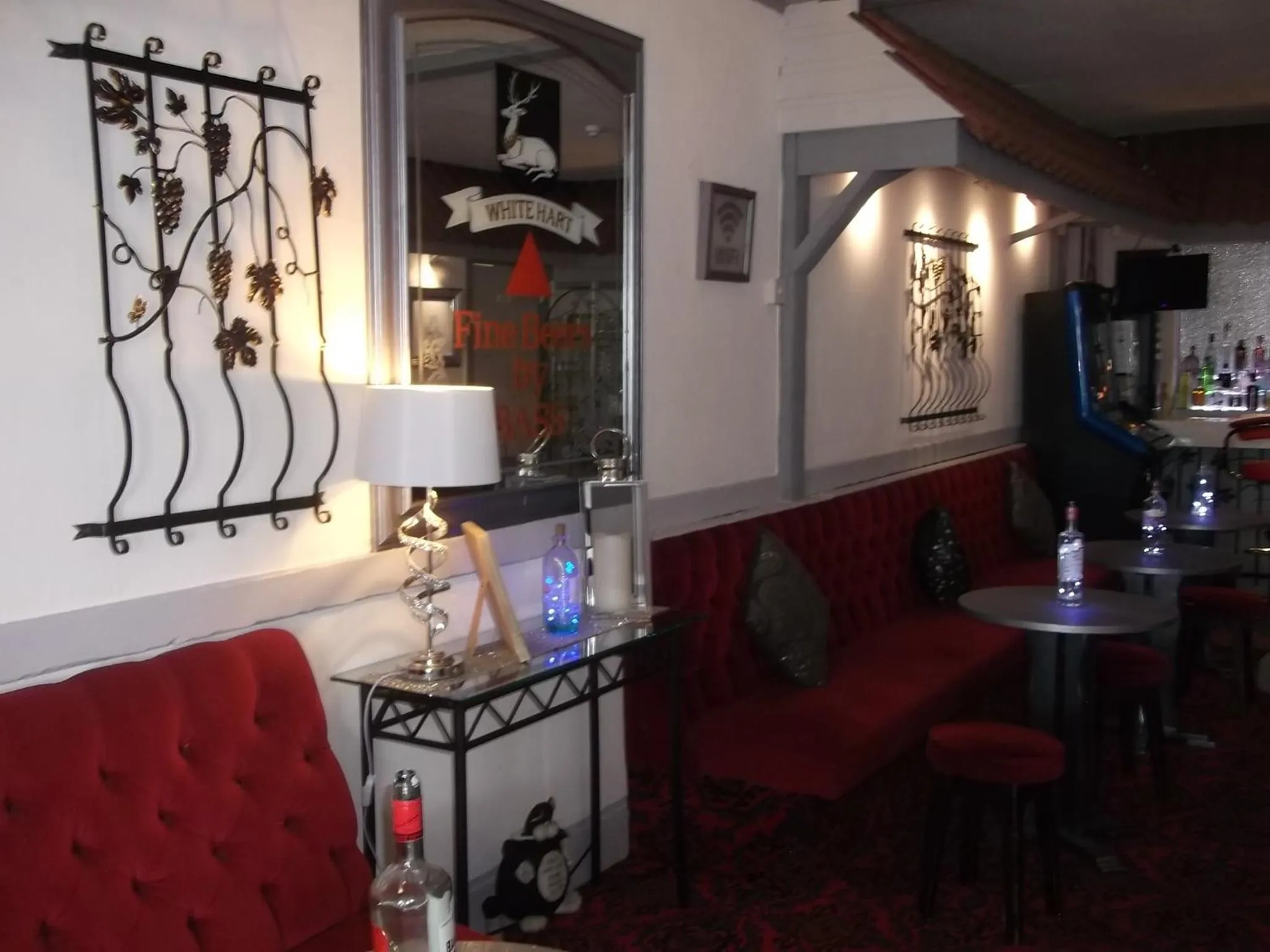 Lounge or bar in Elmfield