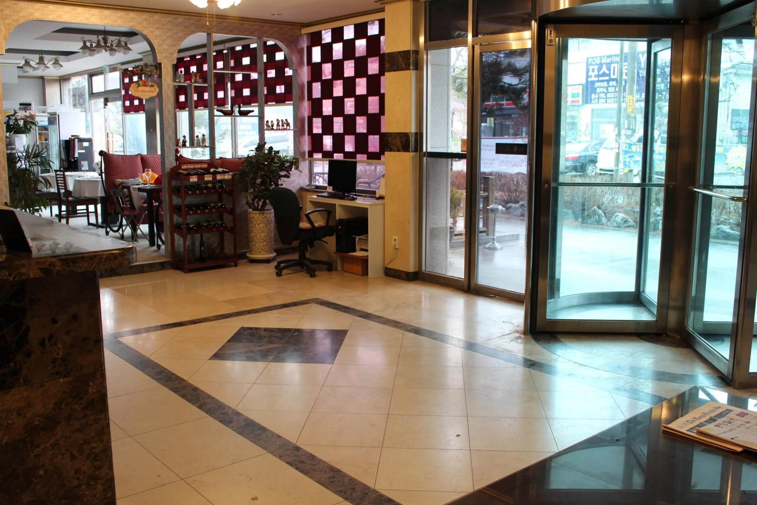 Facade/entrance in Hotel Parkwood Incheon Airport