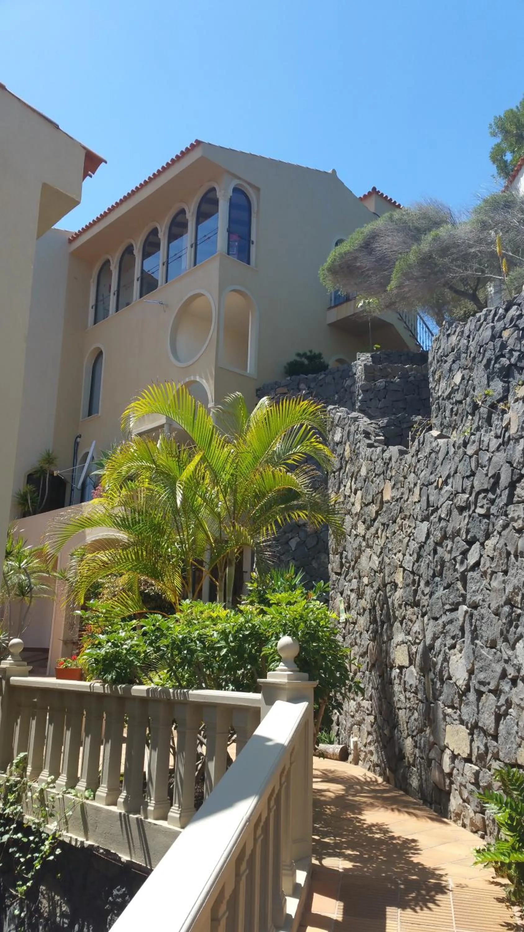 Property building in Apartamentos Playa de Los Roques