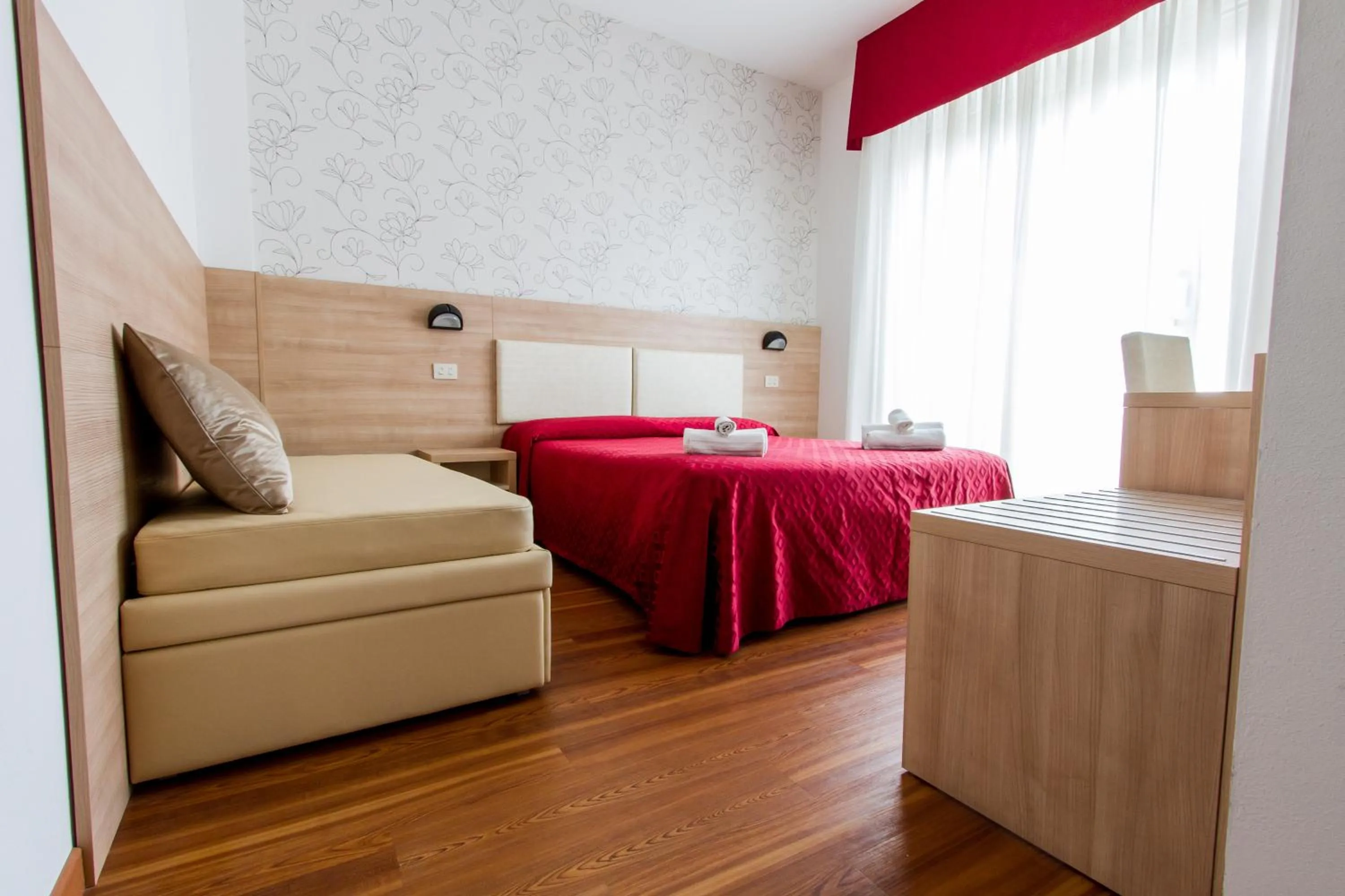 Photo of the whole room, Bed in Hotel Monica