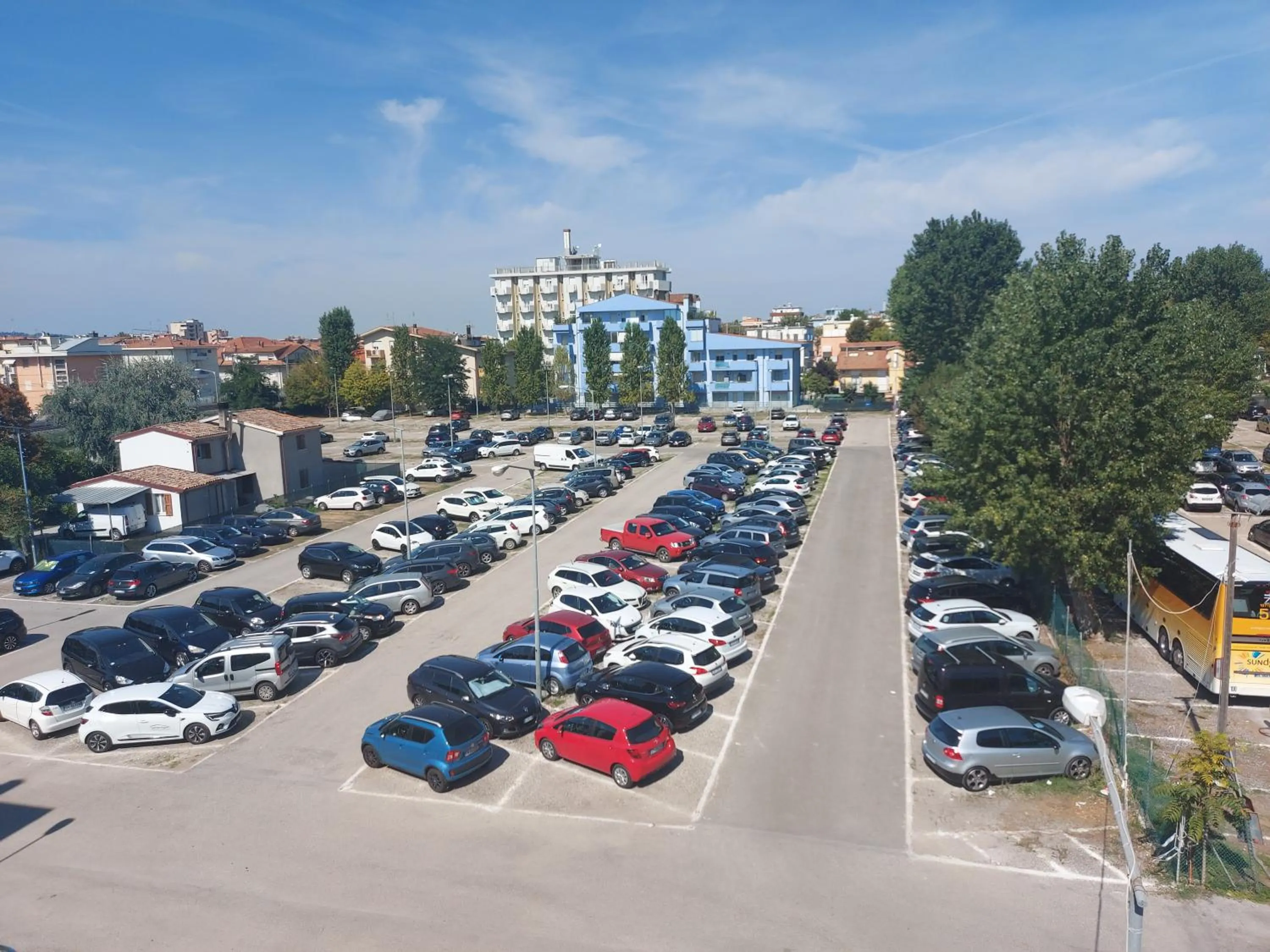 Parking in Hotel Monica