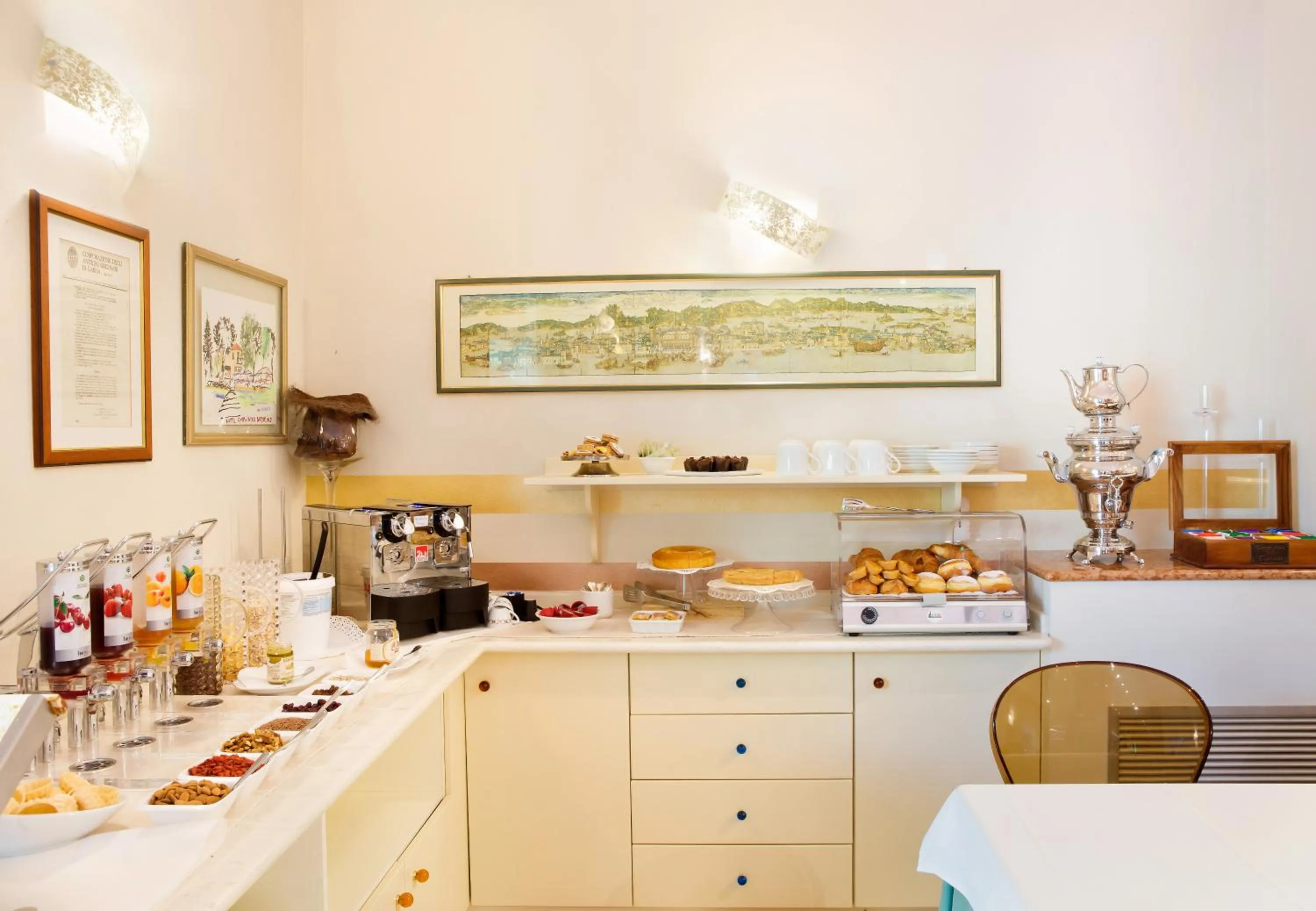 Restaurant/places to eat in Hotel Campagnola