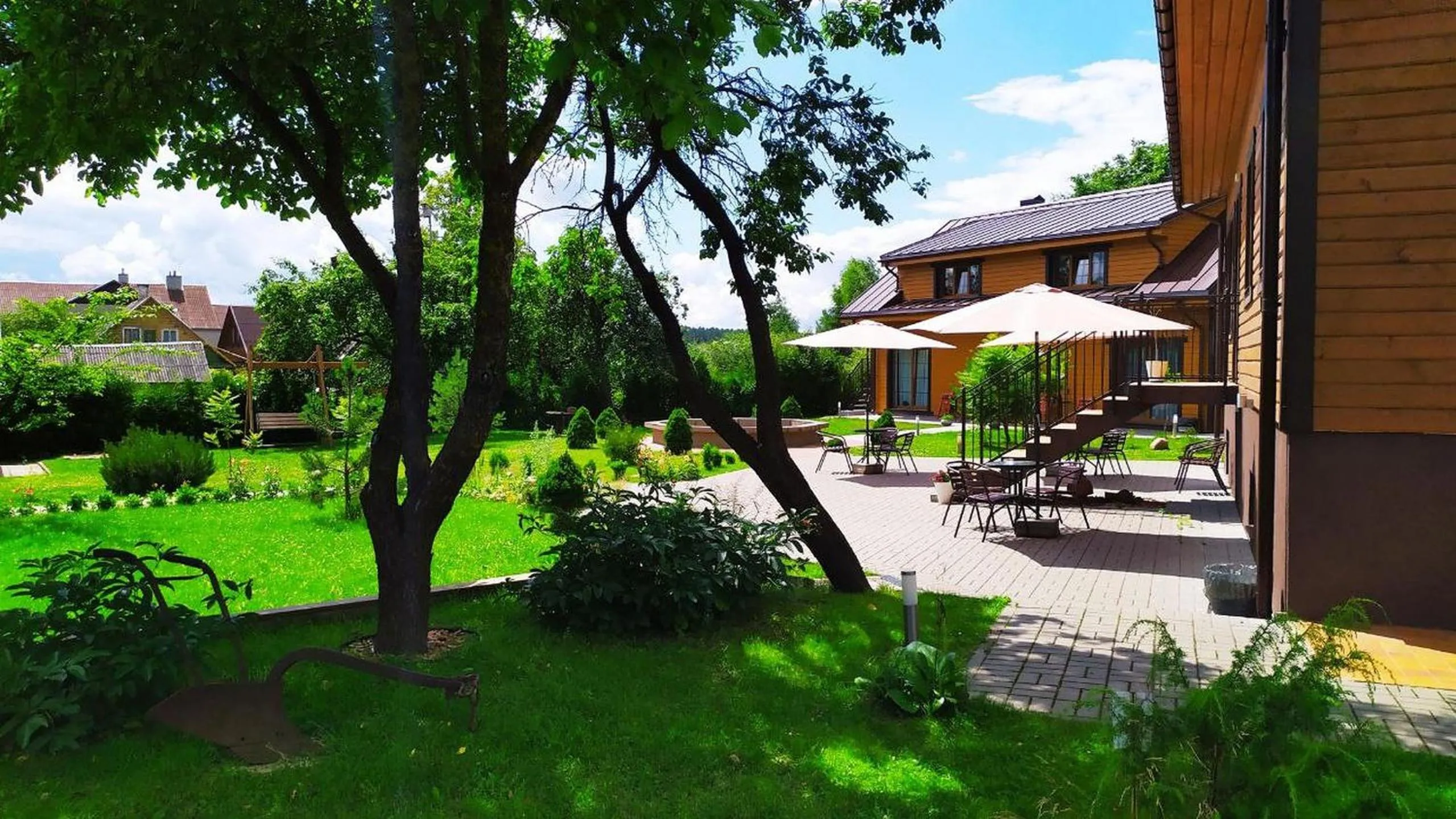 Patio in "Trakaitis" nameliai