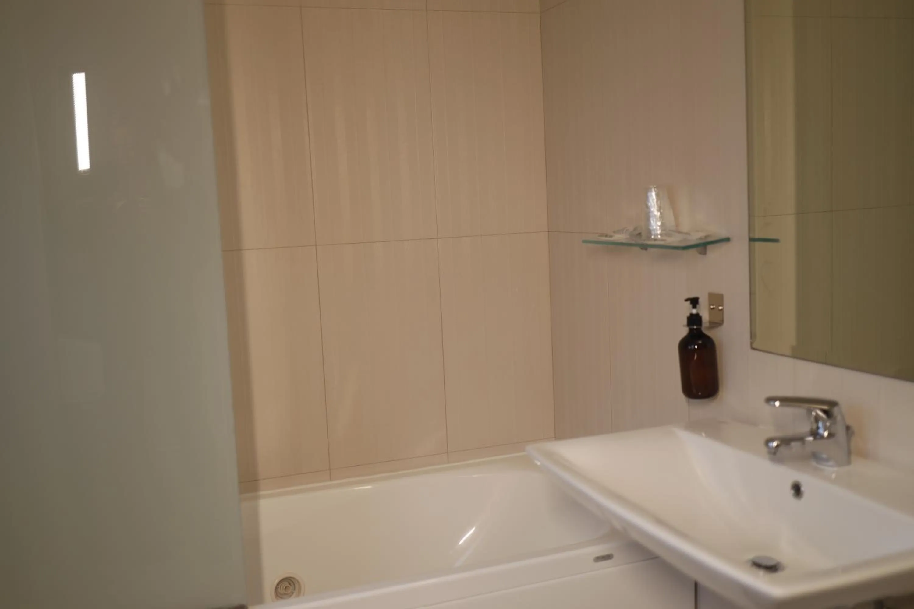 Bath in Virginia Resort & Spa - Adults Only