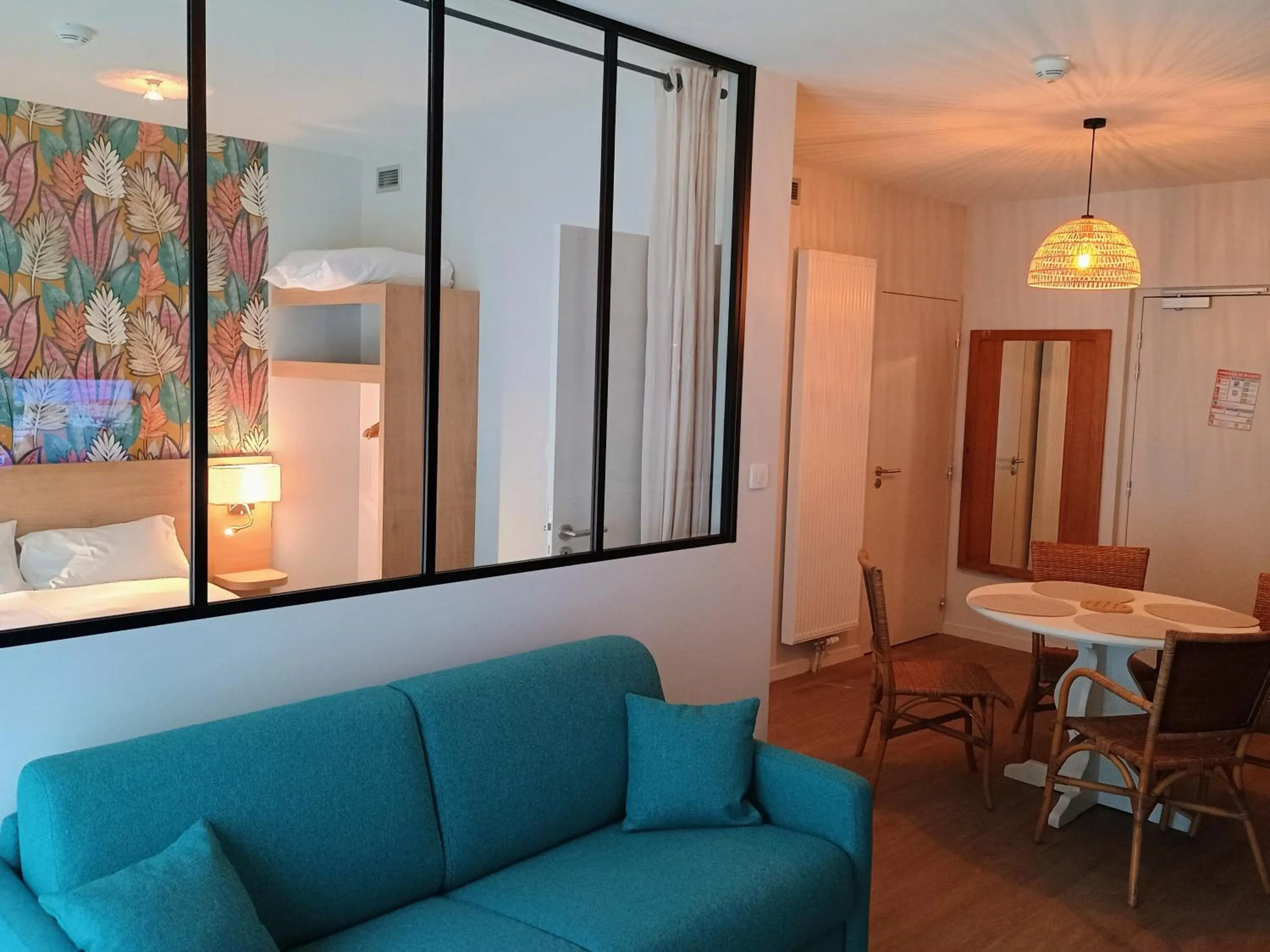 Living room in The Originals City, Ara Hôtel, Landerneau