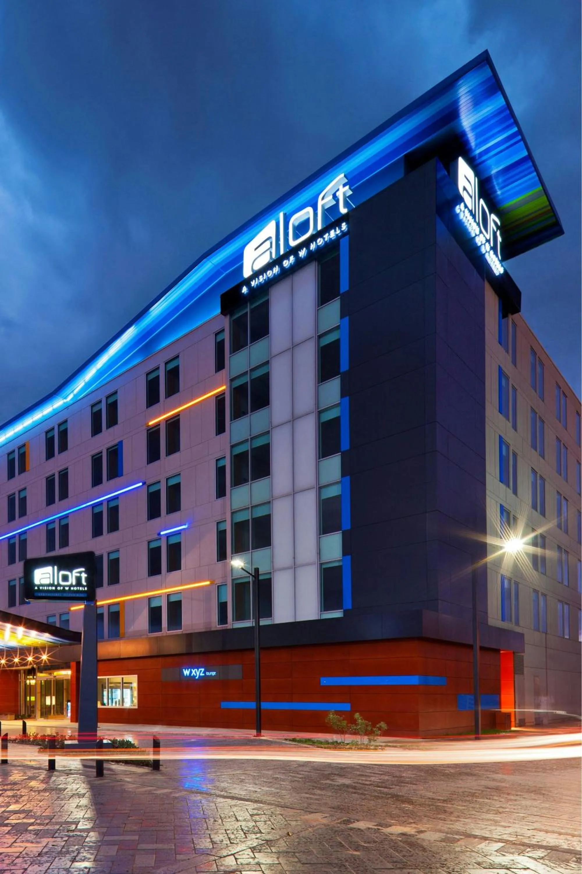 Property building in Aloft Bogotá Airport