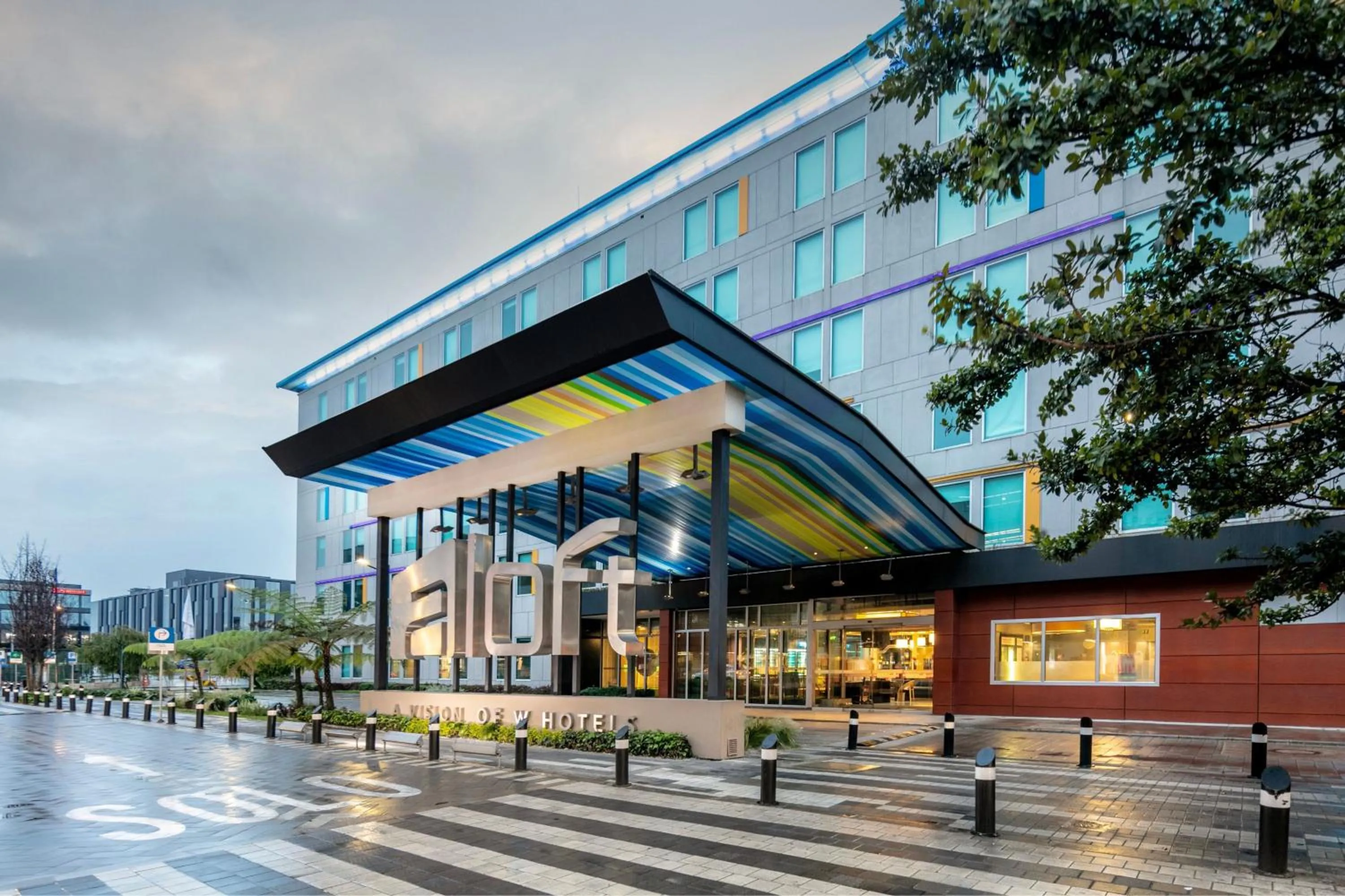 Property building in Aloft Bogotá Airport