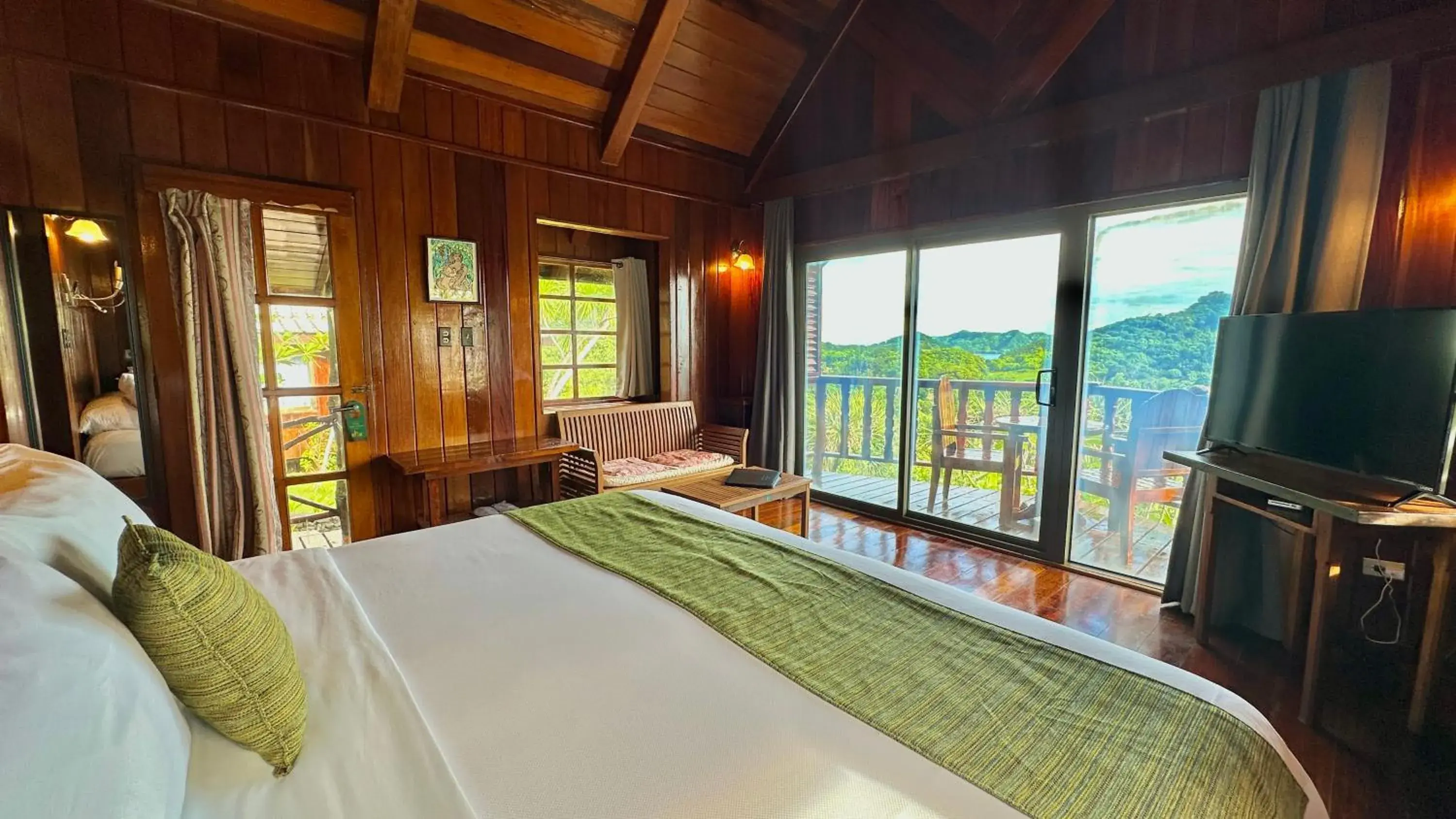 Standard Bungalow in Palau Carolines Resort Standard Bungalow in Palau Carolines Resort