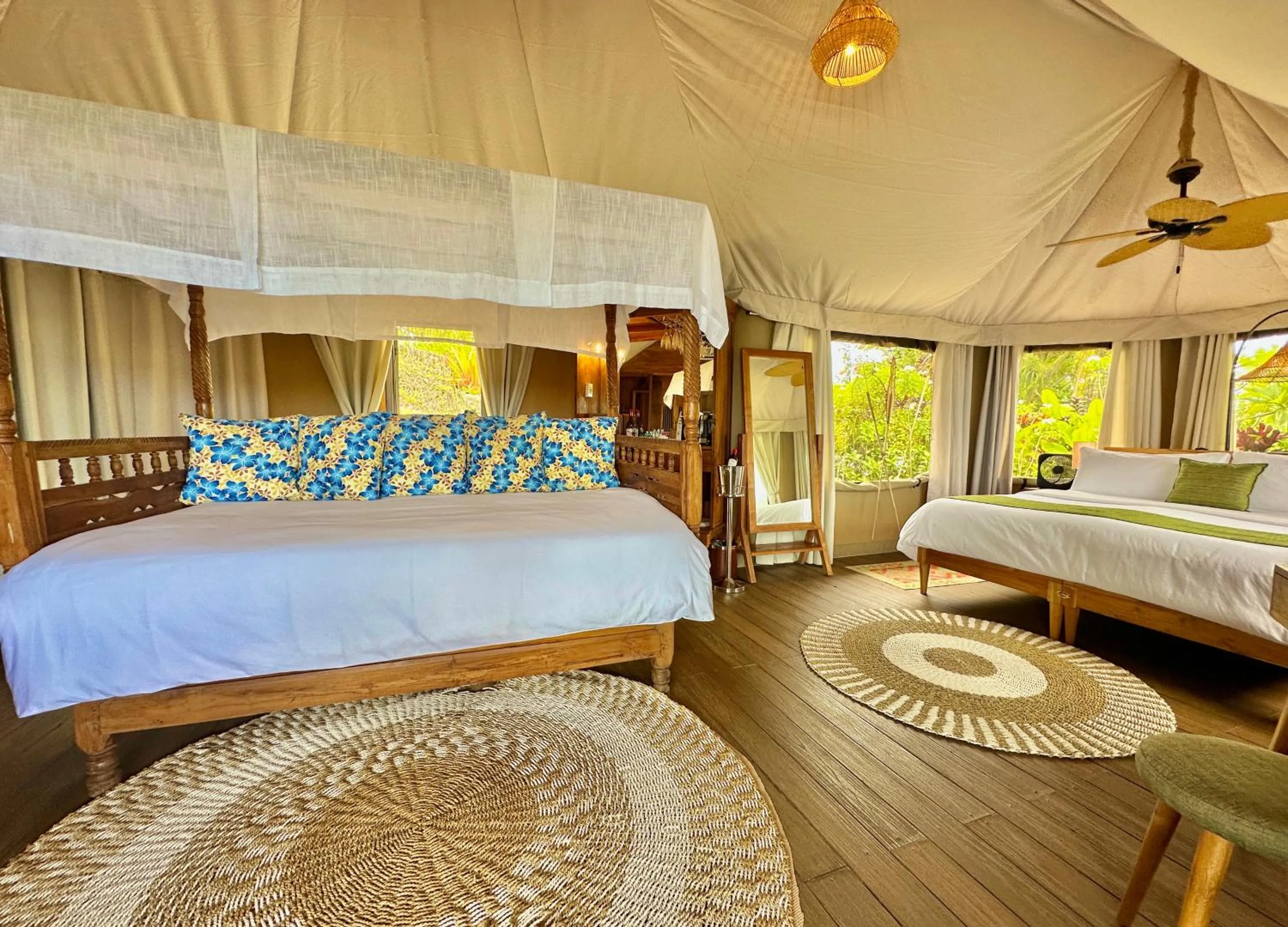 Bedroom, Bed in Palau Carolines Resort
