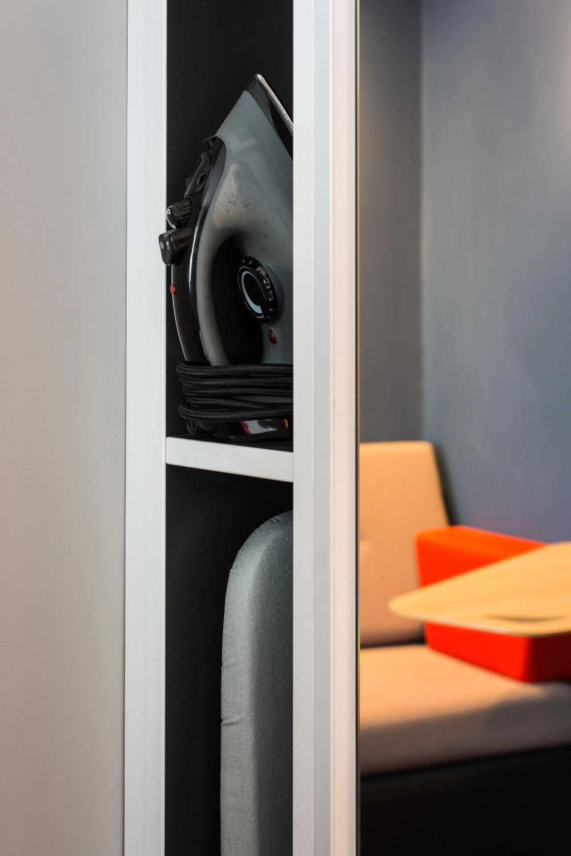 Photo of the whole room in Holiday Inn Express Strathclyde Park M74, Jct 5 by IHG