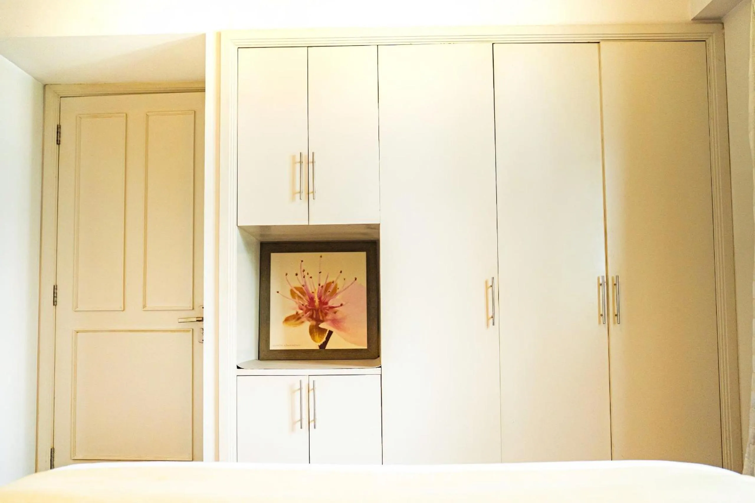 Downtown Retro Serviced Apartment