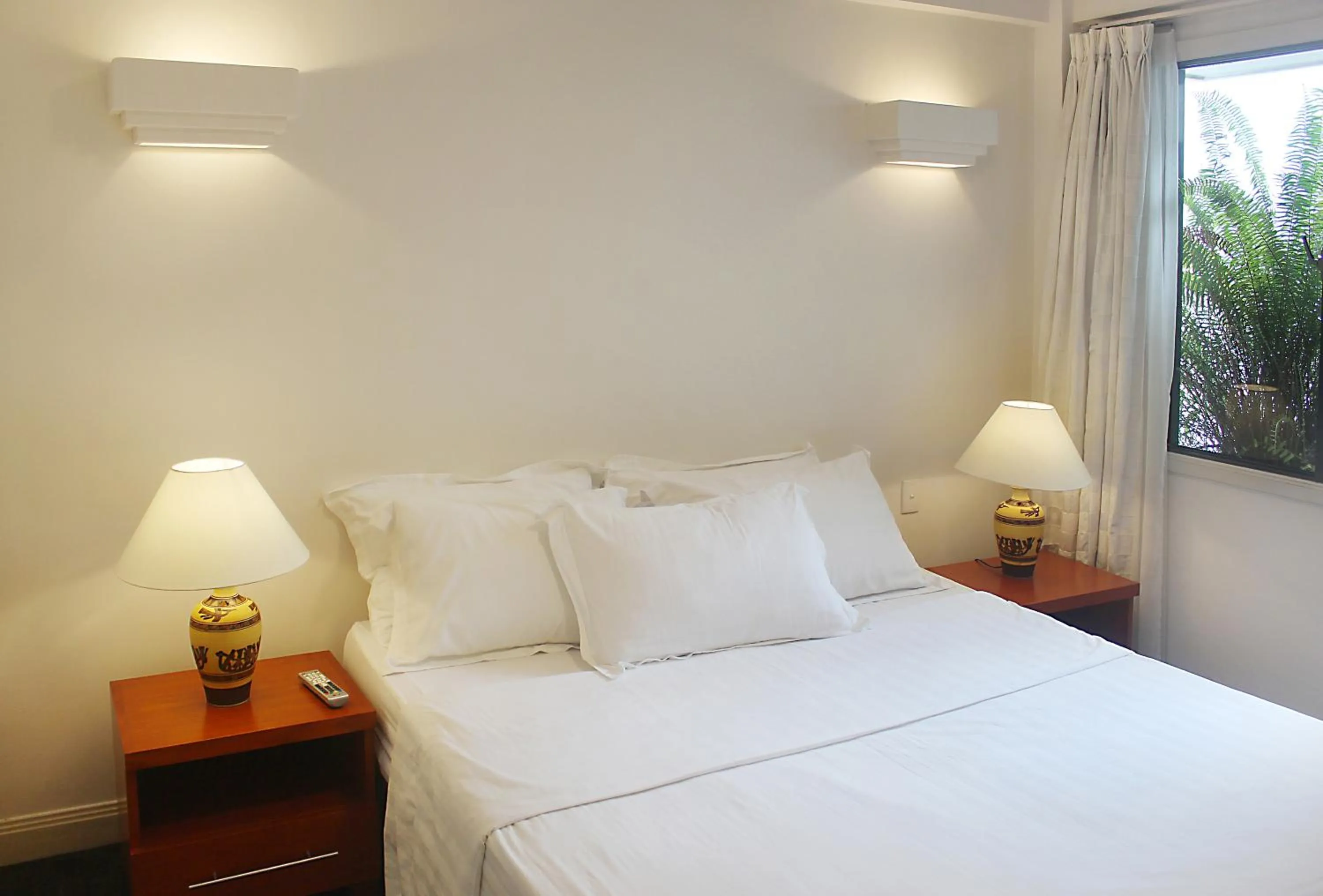 Bed in Downtown Retro Serviced Apartment