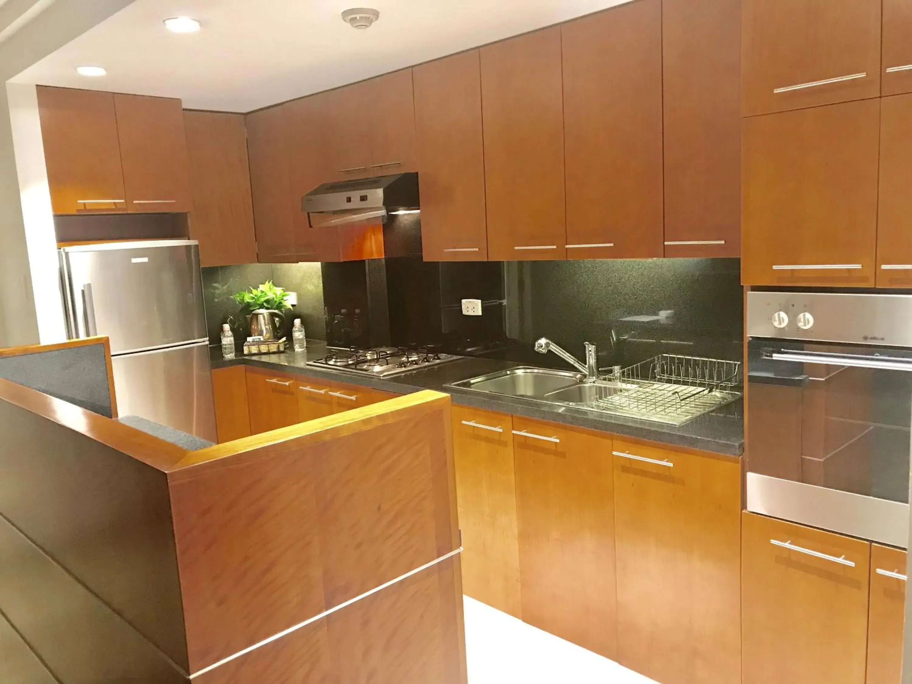 Two-Bedroom Apartment in Downtown Retro Serviced Apartment Two-Bedroom Apartment in Downtown Retro Serviced Apartment