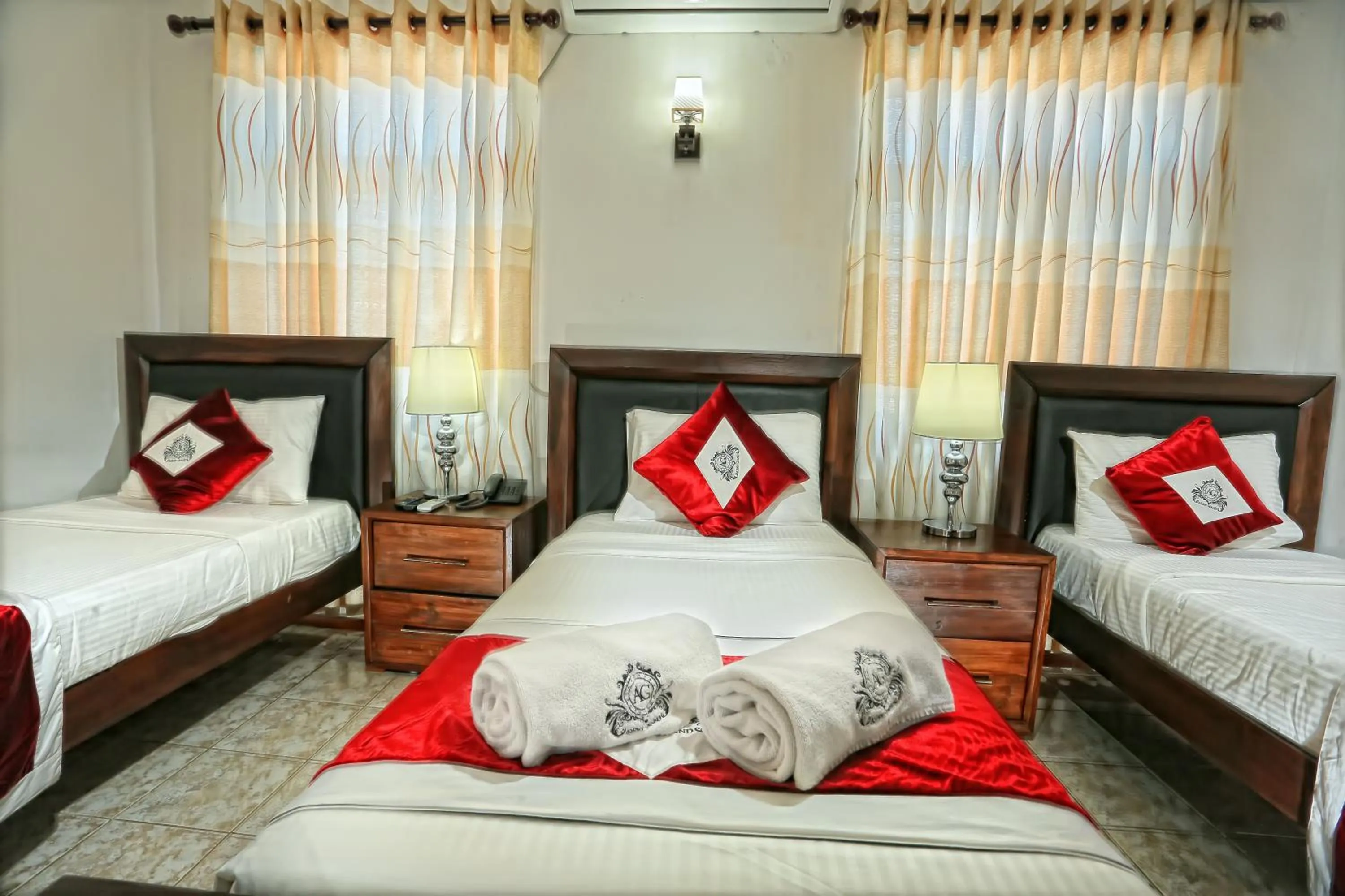 Bedroom, Bed in Asian Grand Hotel