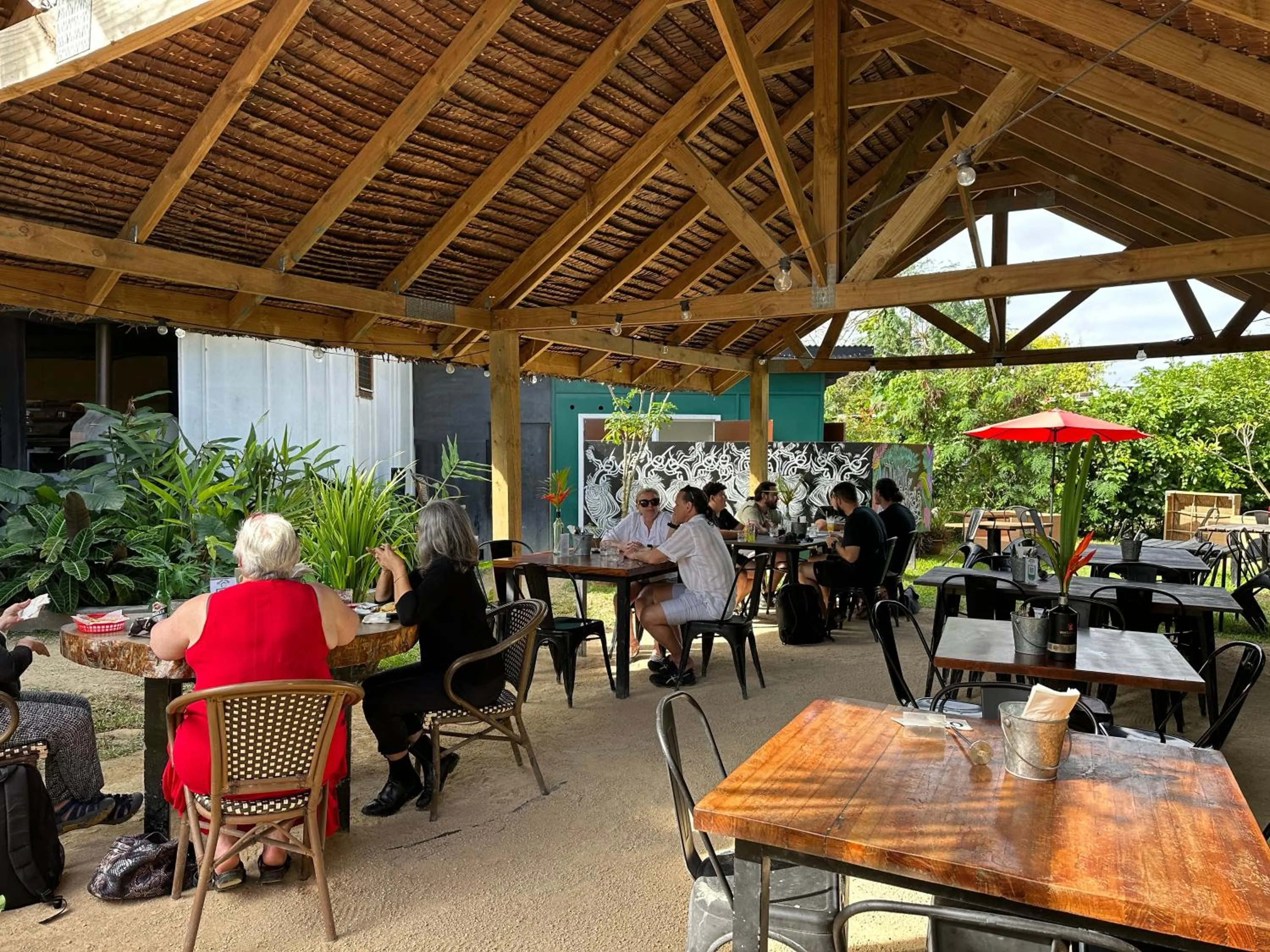 Restaurant/places to eat in Nasama Resort