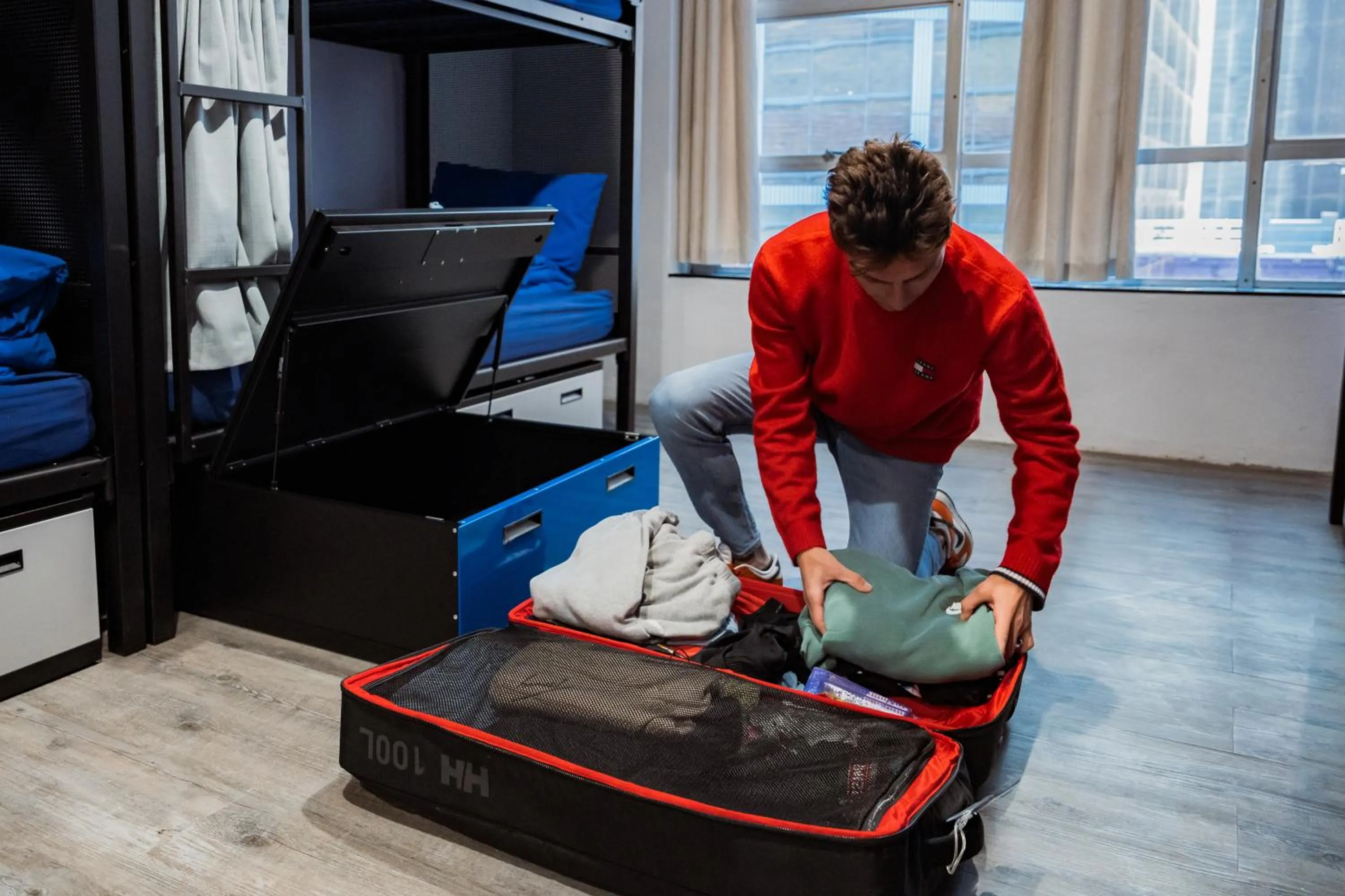 Bedroom, Bed in Summer House Sydney City