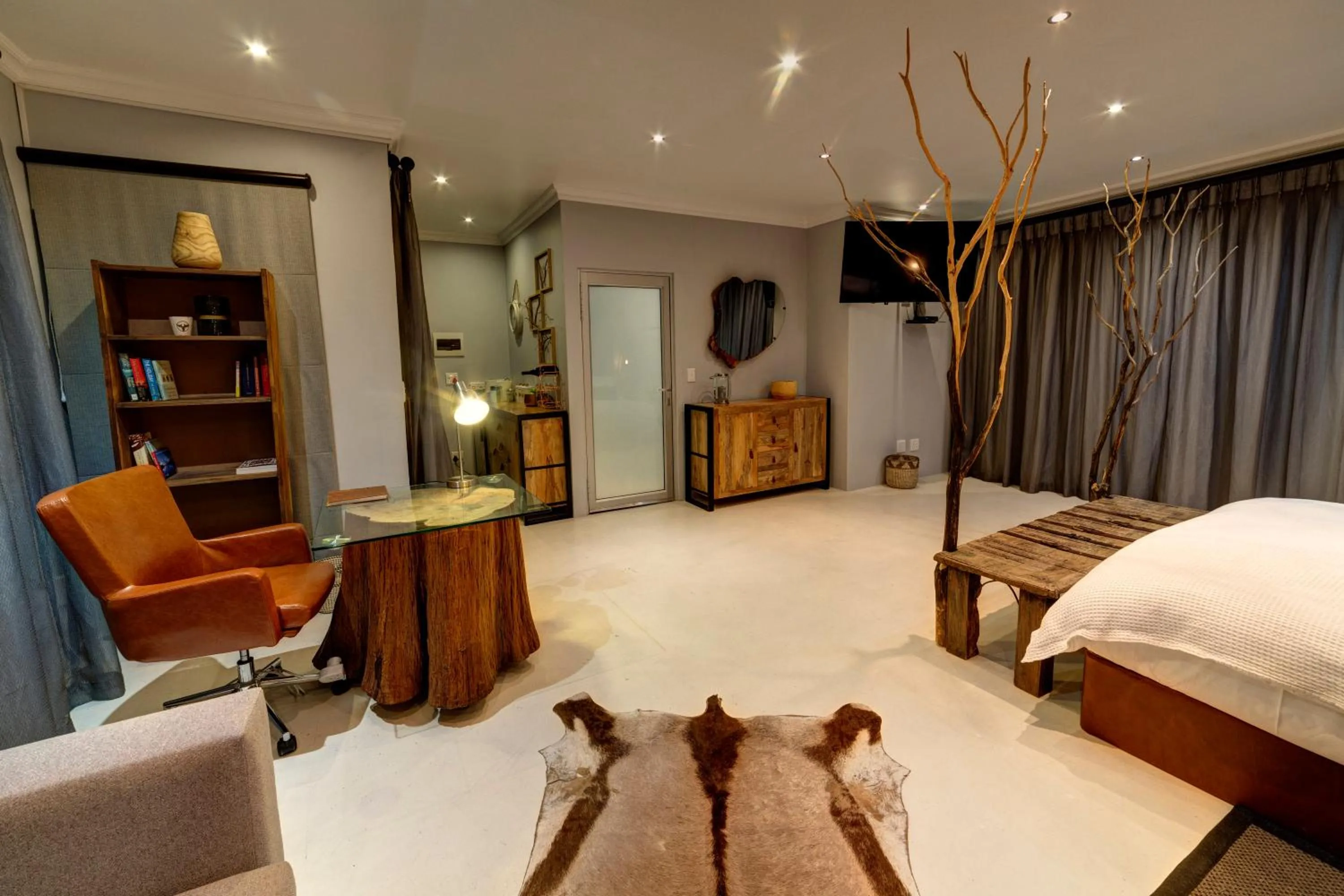 Living room, Bed in Na’ankusê @ Utopia