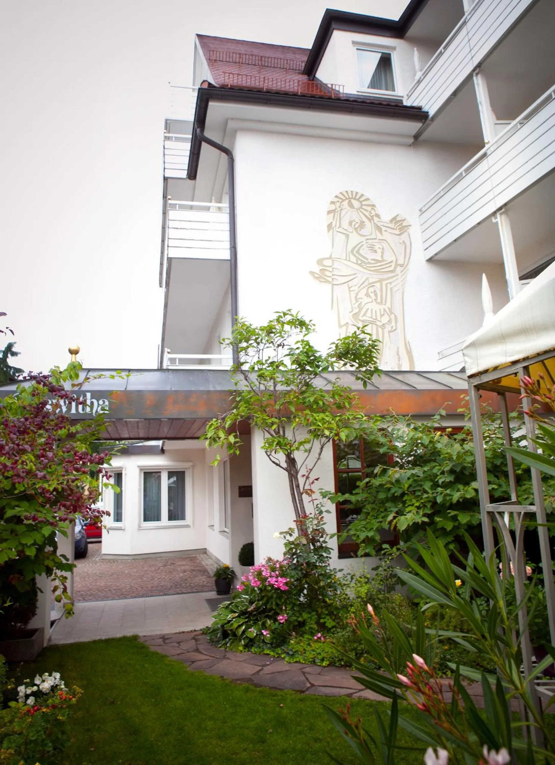 Facade/entrance in Kurhotel Roswitha