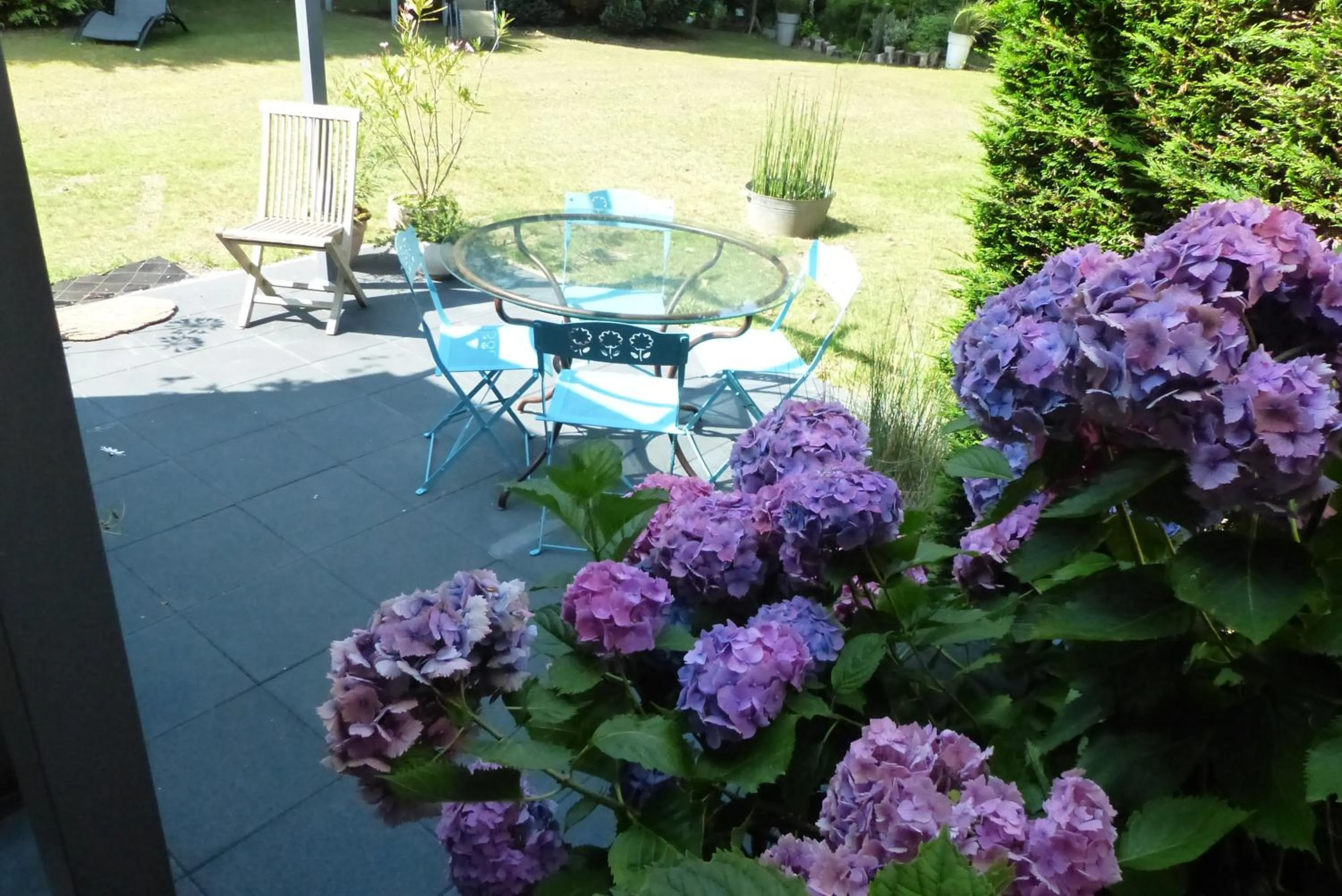 Patio in Ailes et Iles