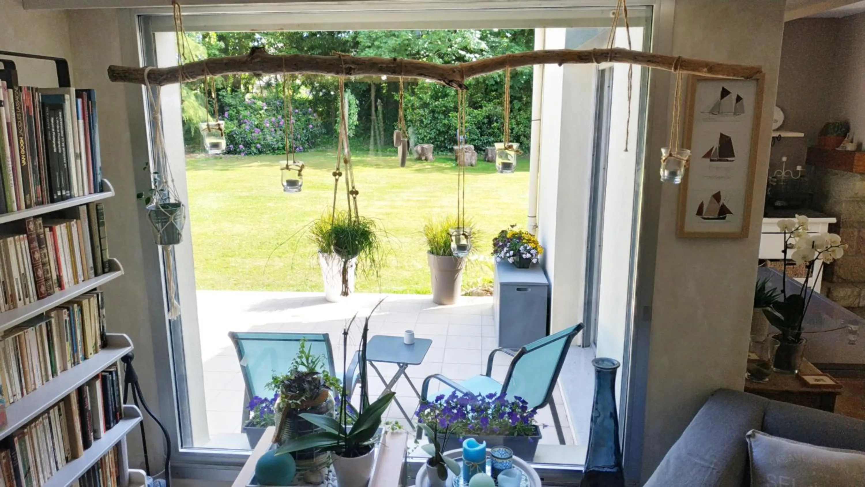 Garden view in Ailes et Iles