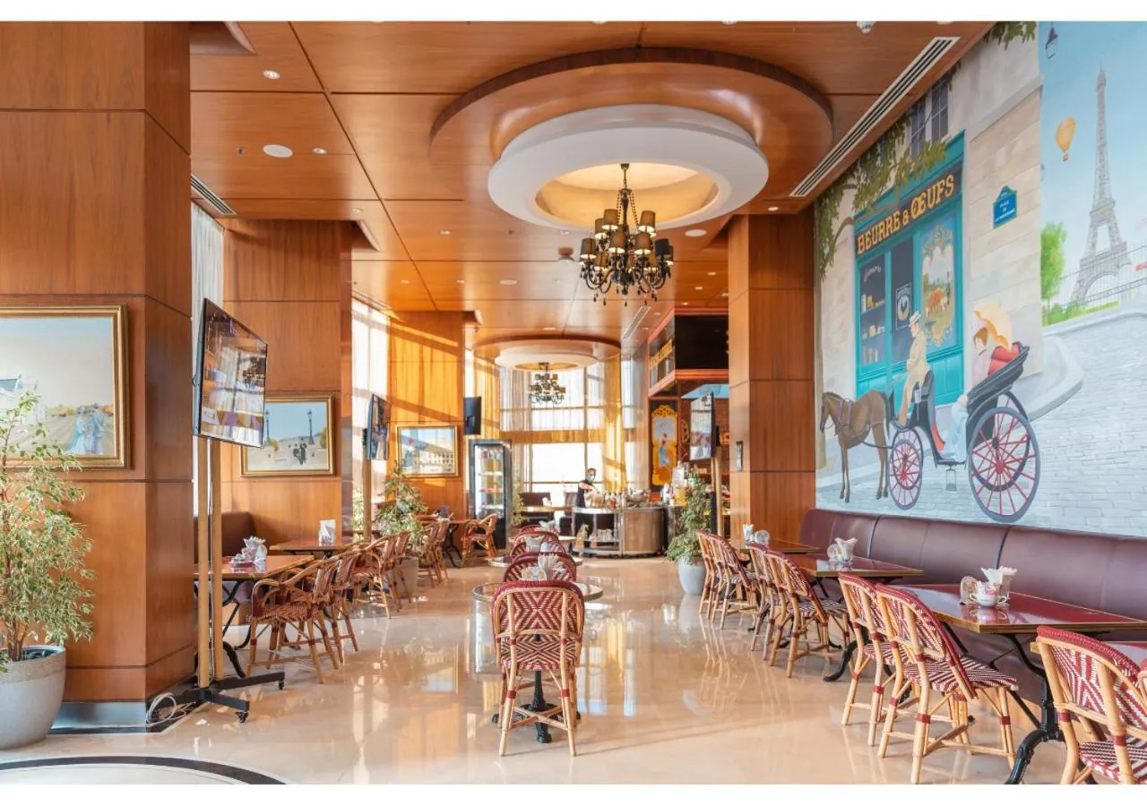 Restaurant/places to eat in InterContinental Doha The City by IHG