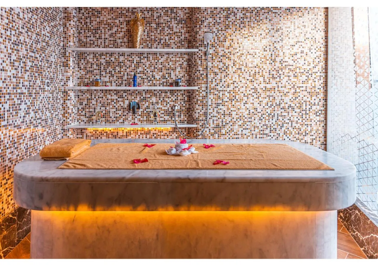 Spa and wellness centre/facilities, Bed in InterContinental Doha The City by IHG