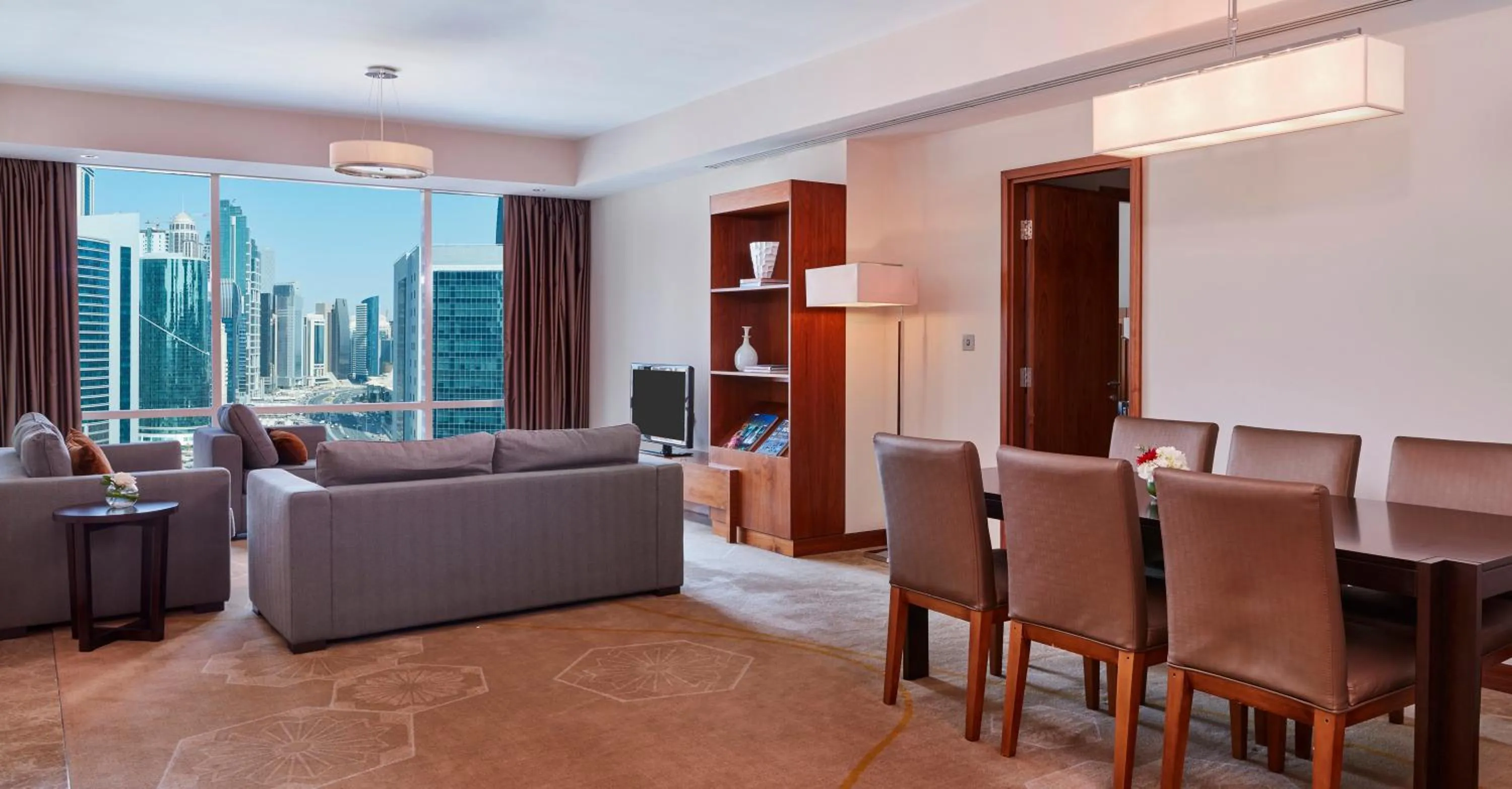 Living room in InterContinental Doha The City by IHG