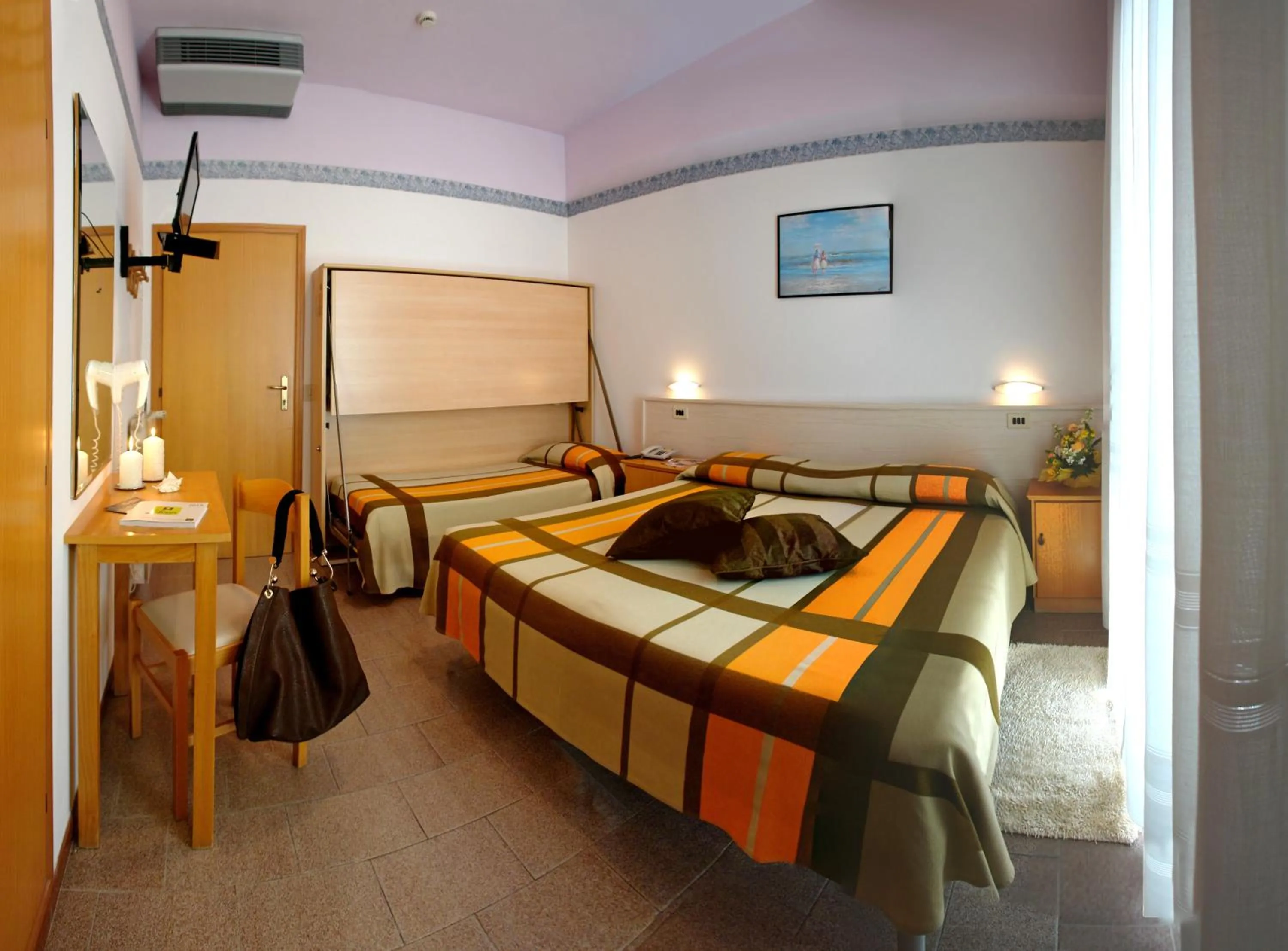 Photo of the whole room, Bed in Hotel Cavalluccio Marino