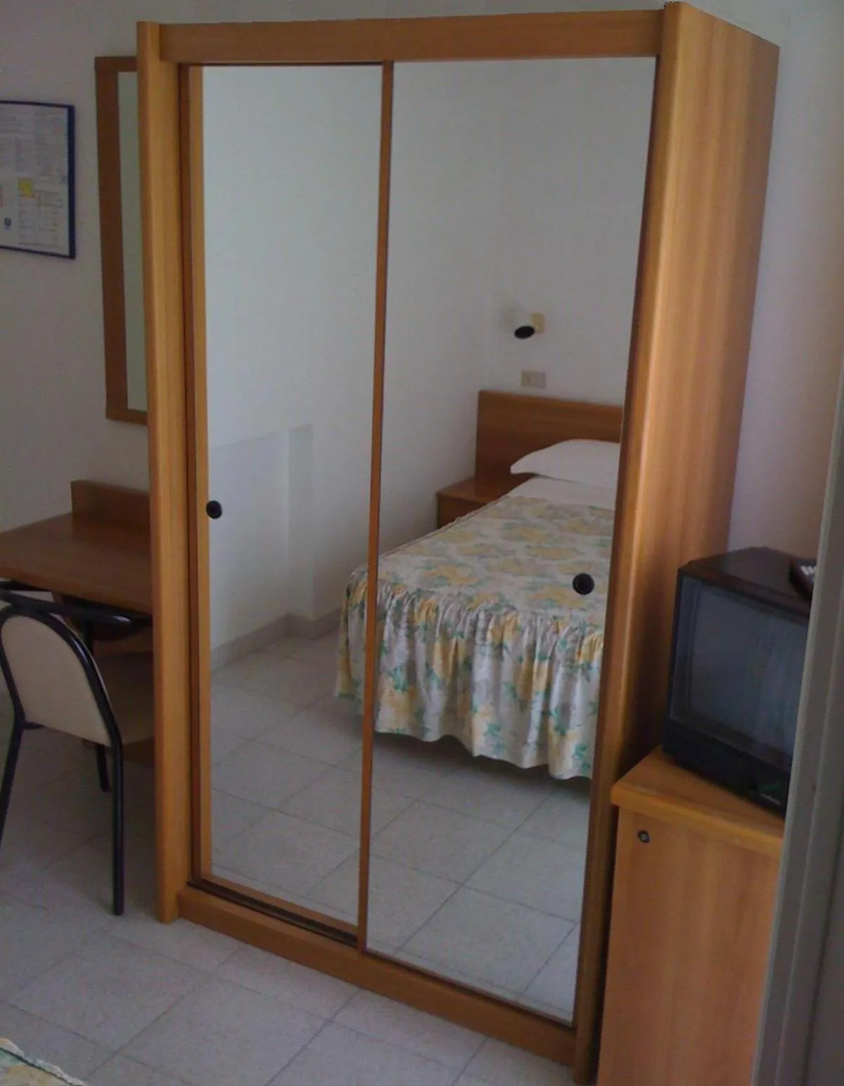 Decorative detail, Bed in Hotel Cavalluccio Marino