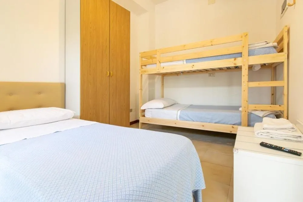 bunk bed, Bed in Hotel Cavalluccio Marino