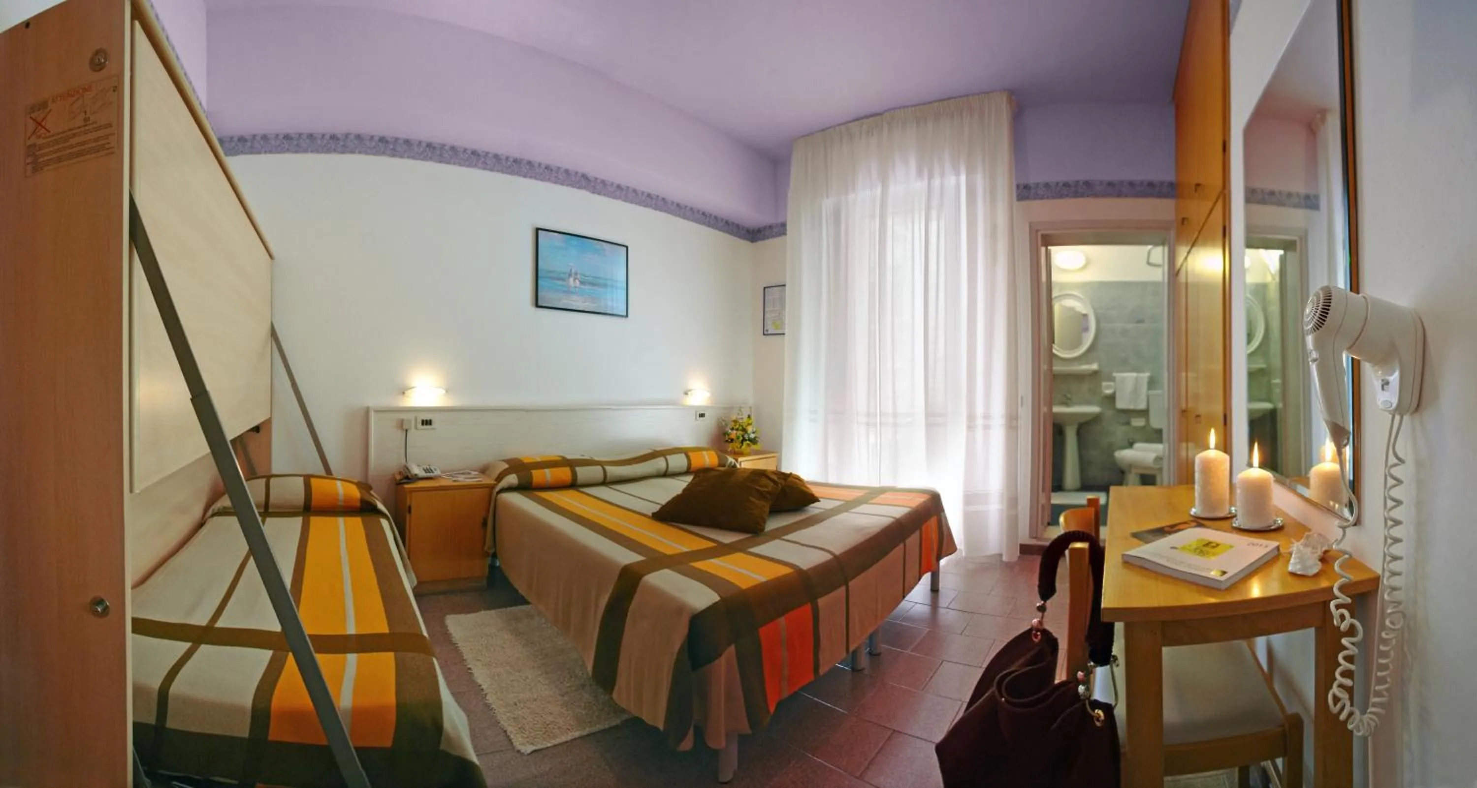 Photo of the whole room, Bed in Hotel Cavalluccio Marino