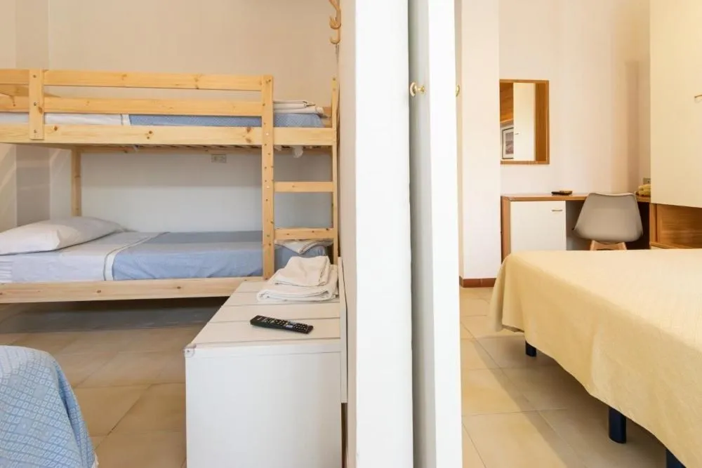 Photo of the whole room, Bed in Hotel Cavalluccio Marino